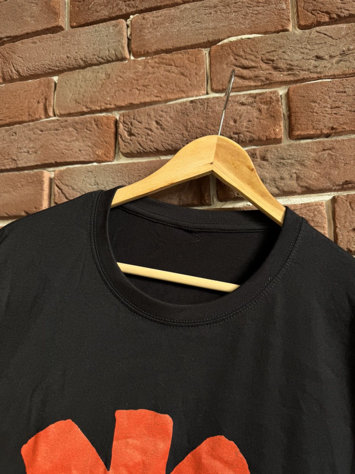 Band Tees Rare Red Hot Chilli Peppers Tour Rock Band Tour Tee Size US XL / EU 56 / 4 - 3 Thumbnail