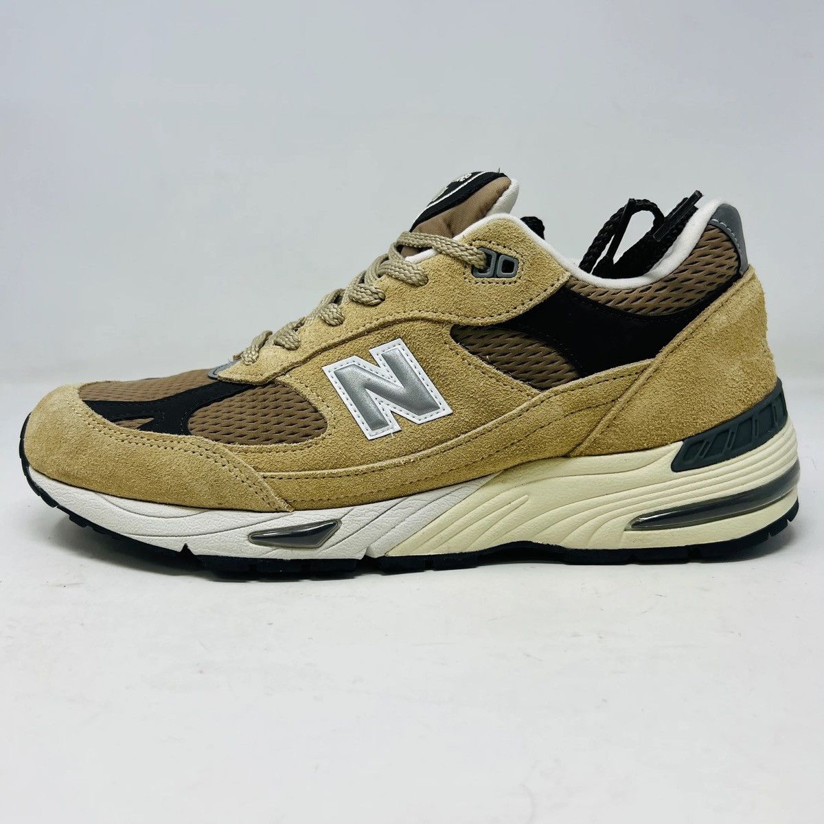 New Balance 991 MiUK Finale Pack Pale Khaki