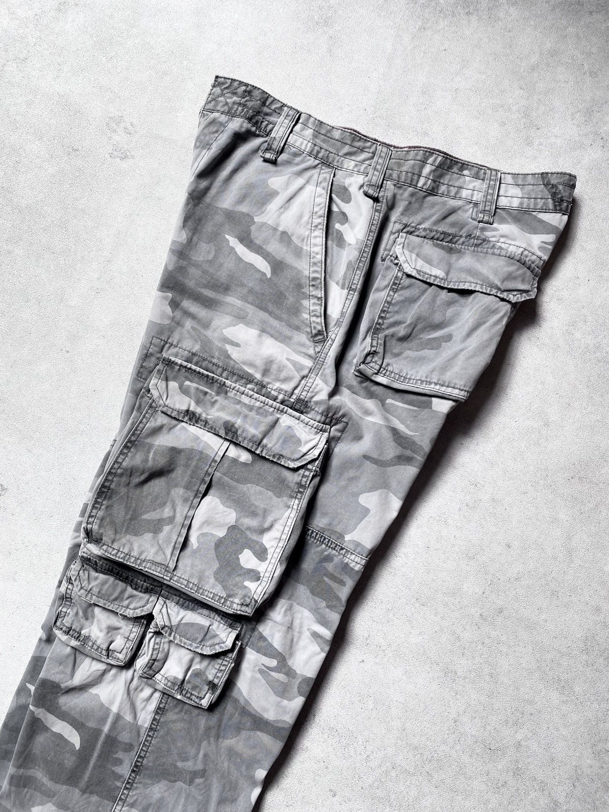 If Six Was Nine Y2K Mossimo Camo Cargo Multipocket Baggy 90s Skater Size US 32 / EU 48 - 8 Thumbnail