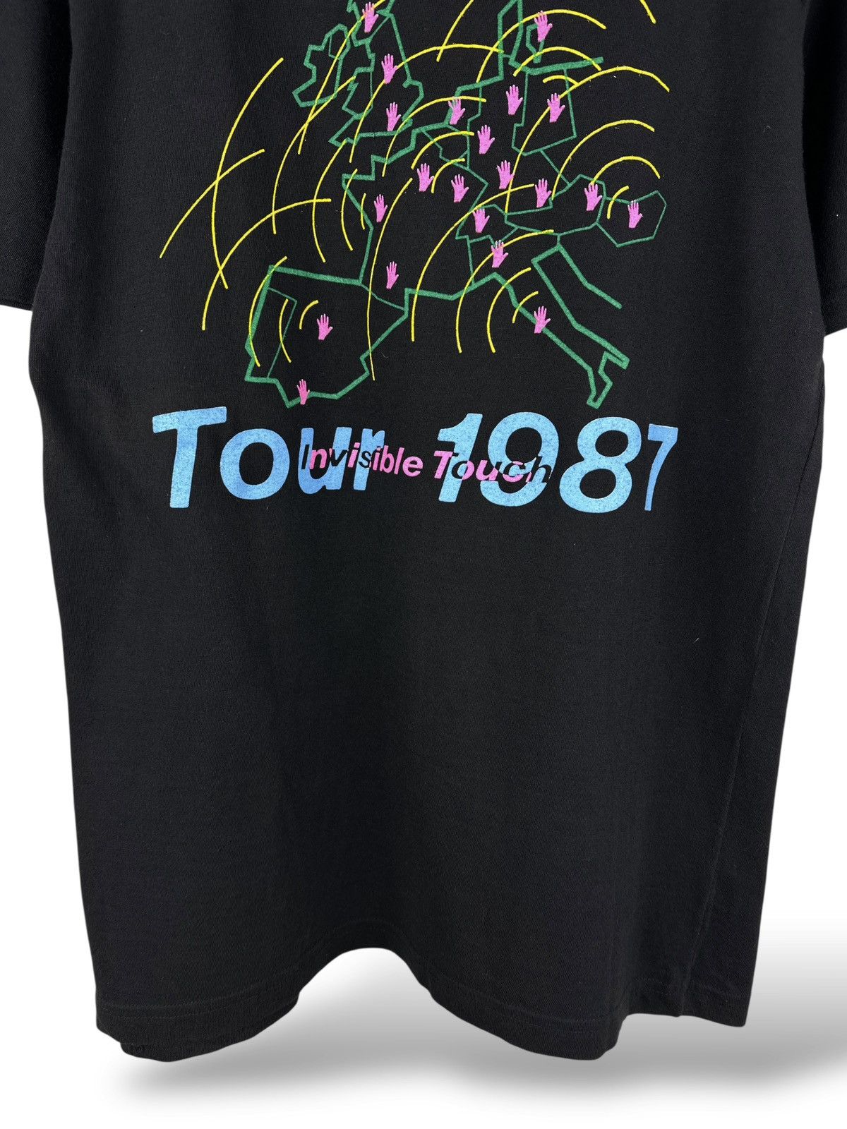 Band Tees Vintage 1987 Genesis ‘Invisible Touch’ World Tour T-Shirt Size US M / EU 48-50 / 2 - 11 Thumbnail