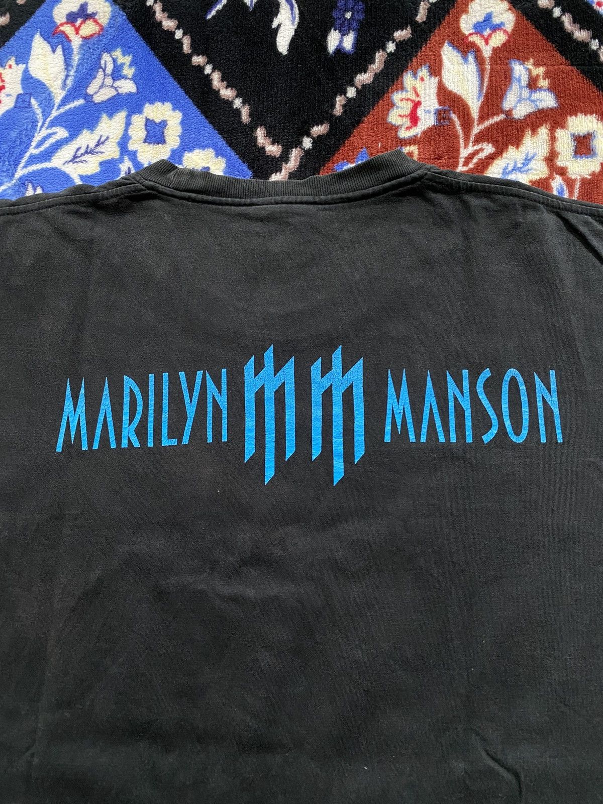 Band Tees RARE Marilyn Manson Tshirt Vintage 90s Size US L / EU 52-54 / 3 - 4 Thumbnail