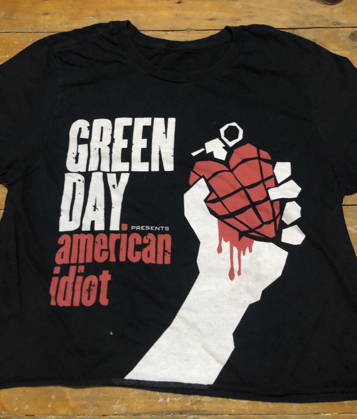 Band Tees Hype Green Day American Idiot Album Crop Tee Size S / US 4 / IT 40 - 3 Thumbnail