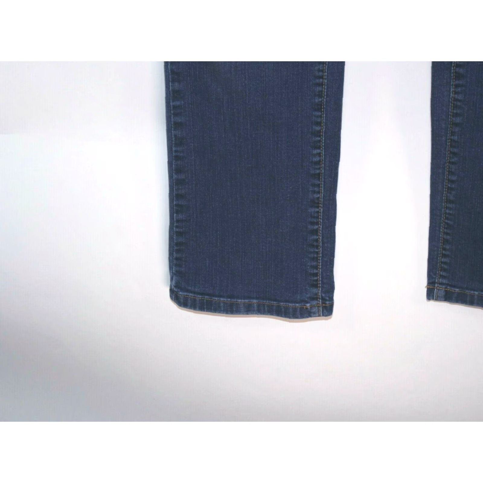Vintage LL Bean Classic Fit Straight Leg Denim Jeans Women's 16 Blue 32X27 Size 38" / US 16 / IT 52 - 2 Thumbnail
