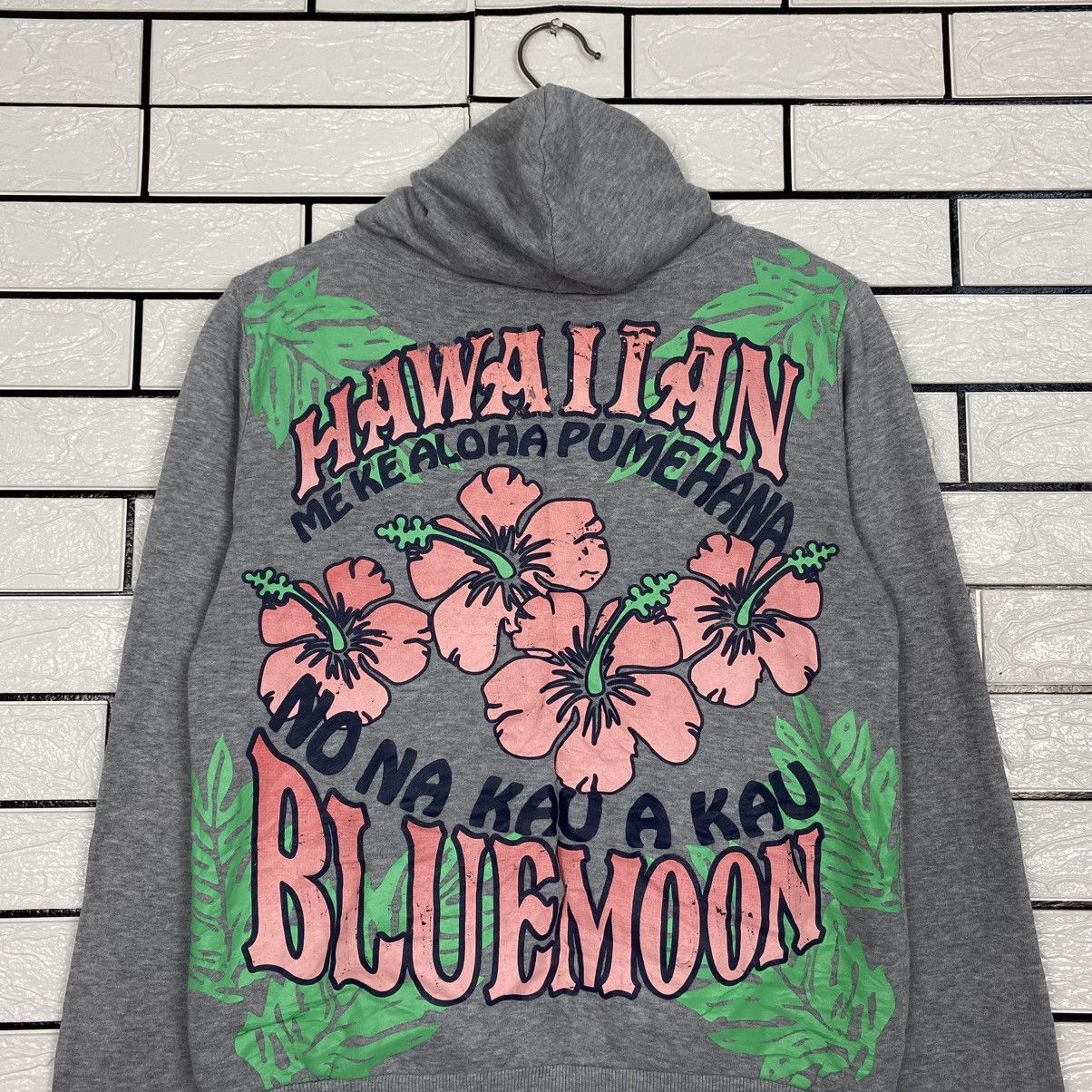 Japanese Brand 📌Vintage Zipper Sweater Hawaiian Blue Moon Big Logo Size US M / EU 48-50 / 2 - 10 Thumbnail
