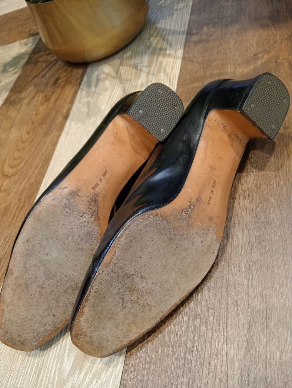 Salvatore Ferragamo LUXURY SALVATORE FERRAGAMO LEATHER HEELS BLACK Size US 8.5 / IT 38.5 - 12 Thumbnail