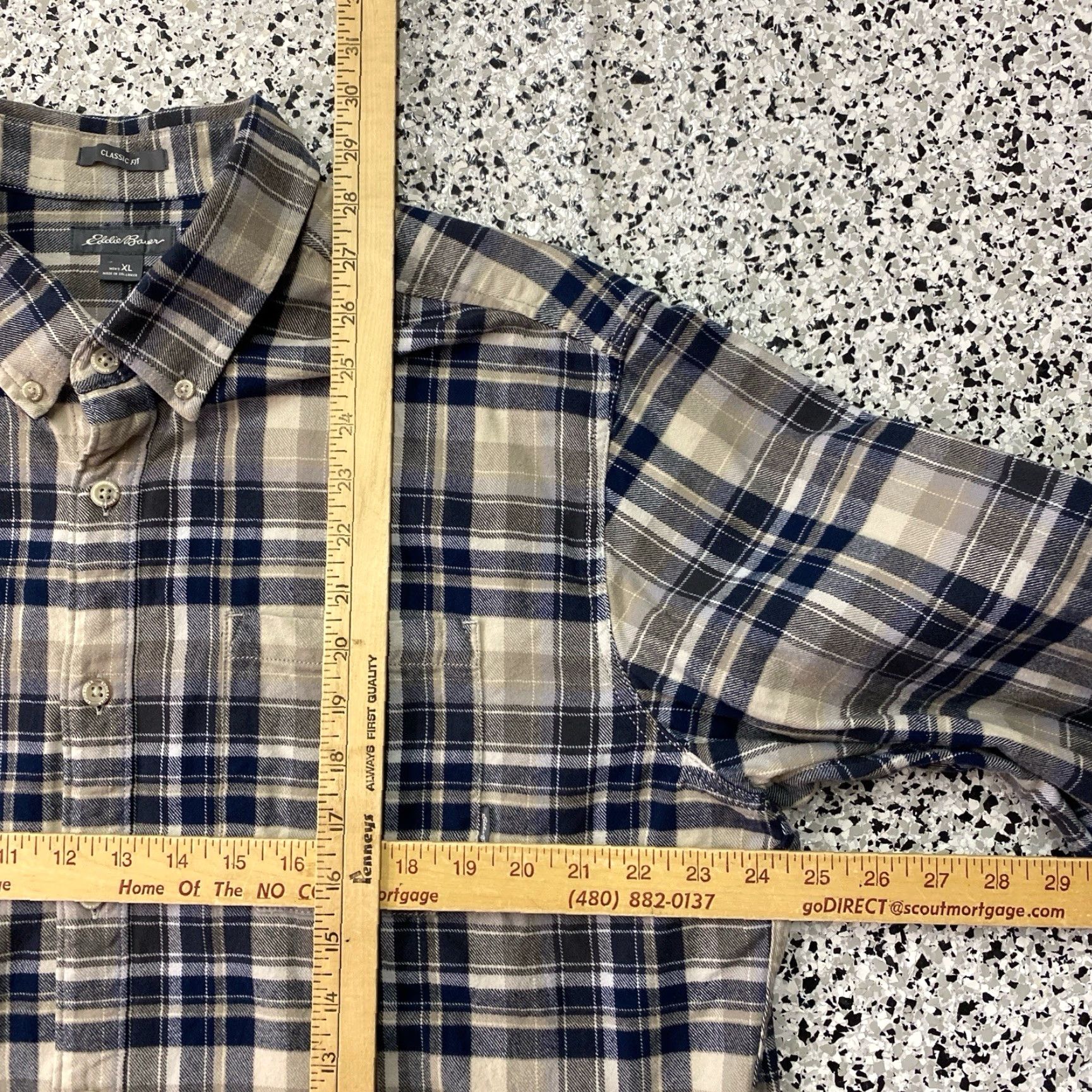 Eddie Bauer Eddie Bauer Men’s Flannel Long Sleeve Shirt Blue Beige Plaid XL Button-Up Collared Regular Fit Mens Size US XL / EU 56 / 4 - 3 Thumbnail