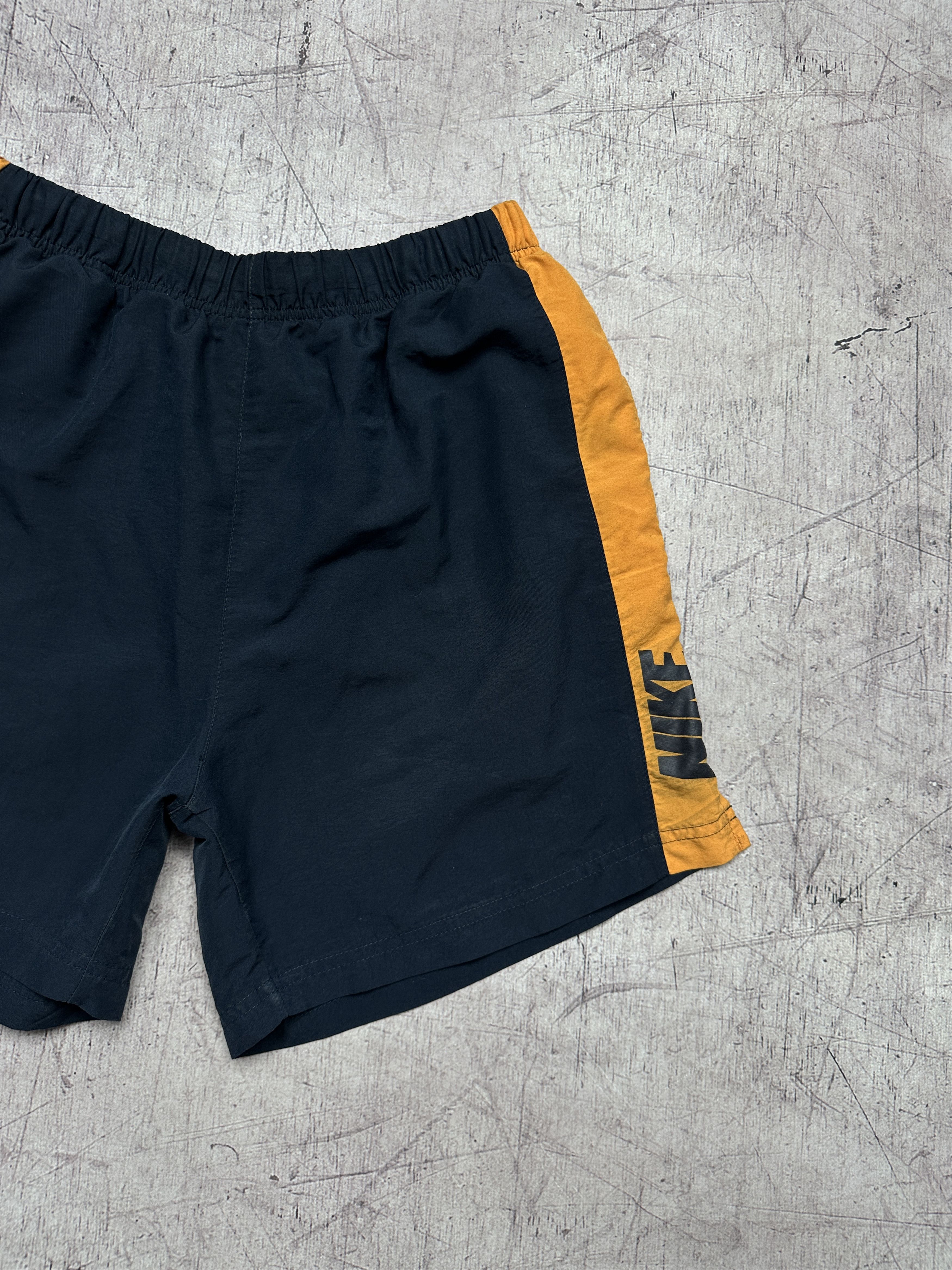 Nike Nike Vintage Mens Nylon Swimming Shorts Size US 32 / EU 48 - 2 Thumbnail