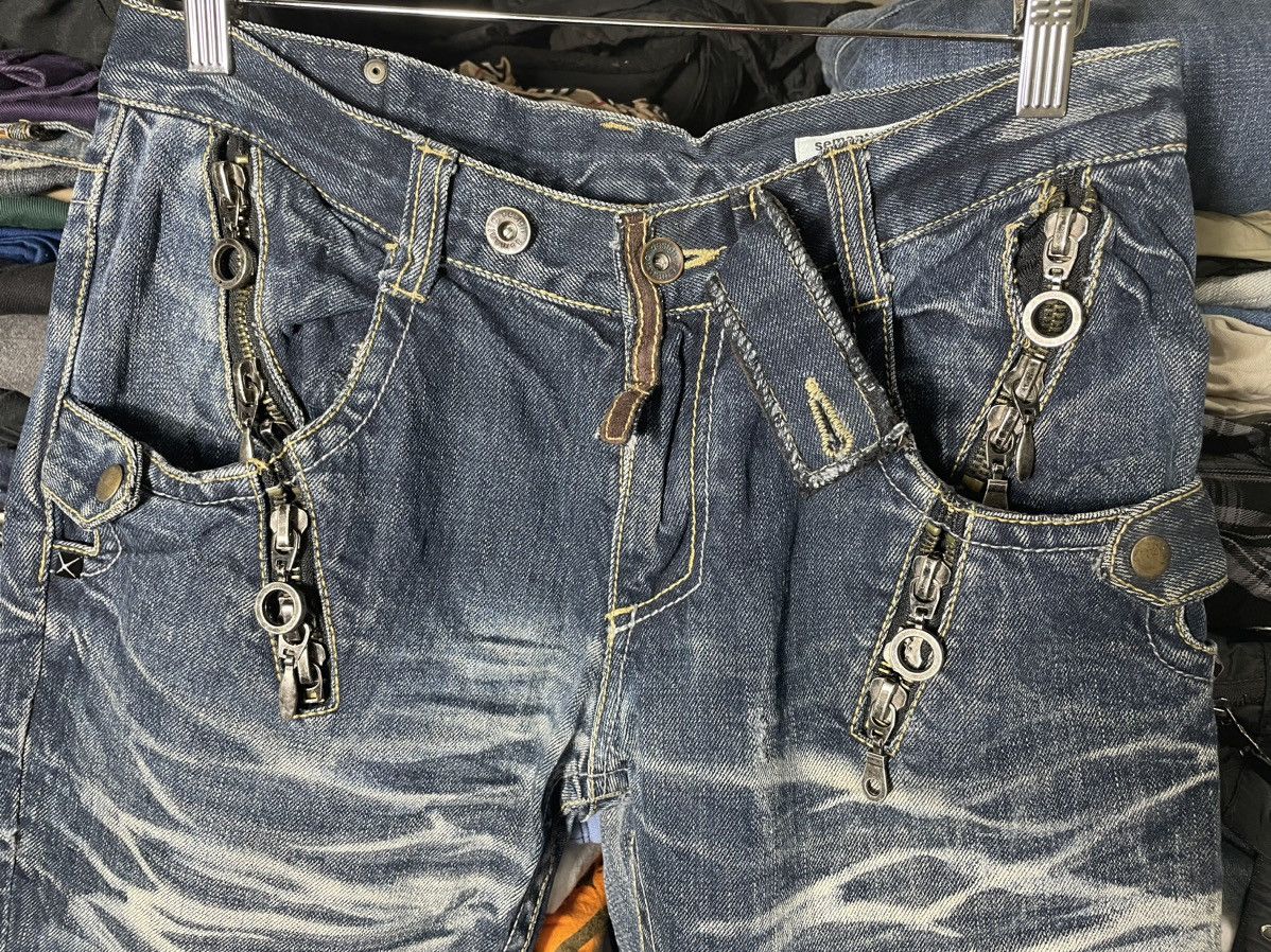 Japanese Brand Distressed Semantic Design Flair Cut Jeans Size US 32 / EU 48 - 4 Thumbnail