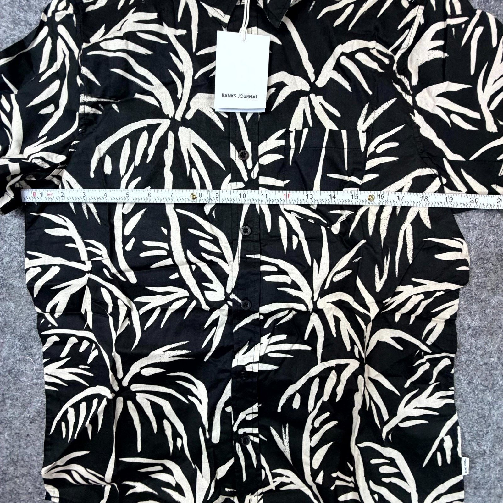 Banks Journal Banks Journal Grove Shirt Dirty Black White Tropical Palms Size US S / EU 44-46 / 1 - 5 Thumbnail