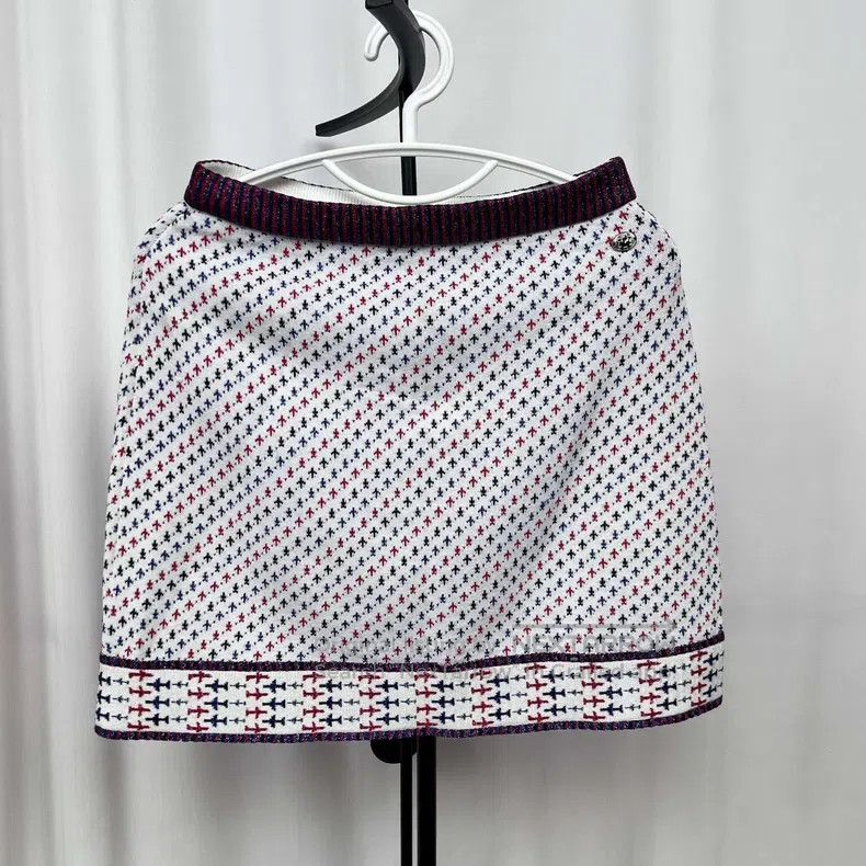 Chanel Chanel Knitted skirt Size 25" / US 0 / IT 36 - 2 Thumbnail