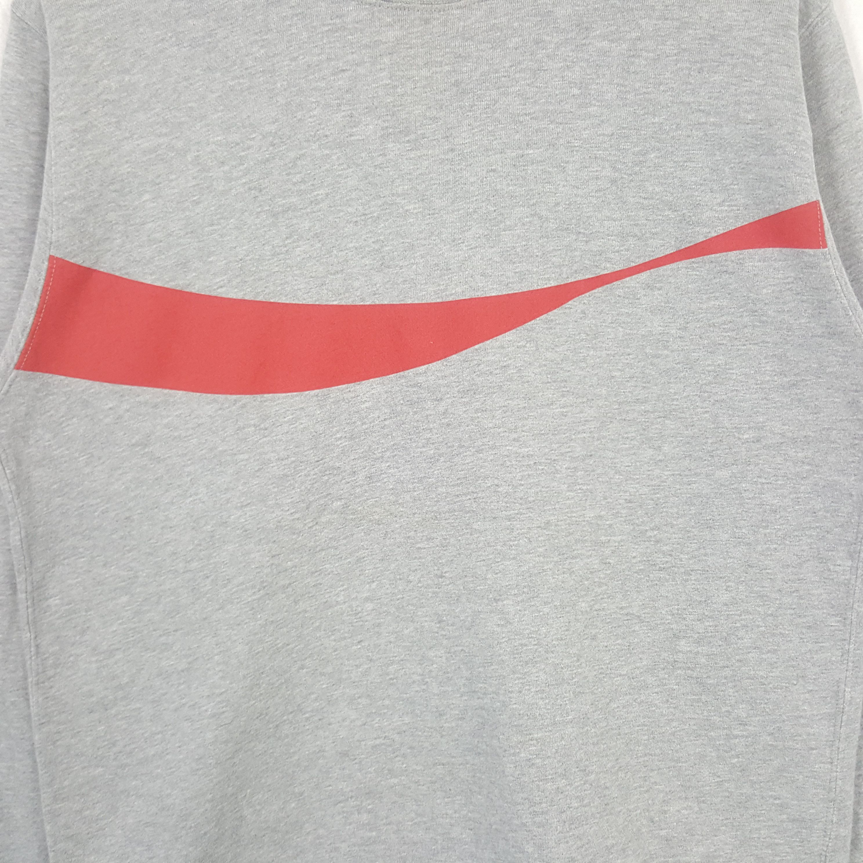 Coca Cola Vintage Coca Cola X Uniqlo Japanese Promo Sweatshirt C296N12 Size US M / EU 48-50 / 2 - 2 Thumbnail