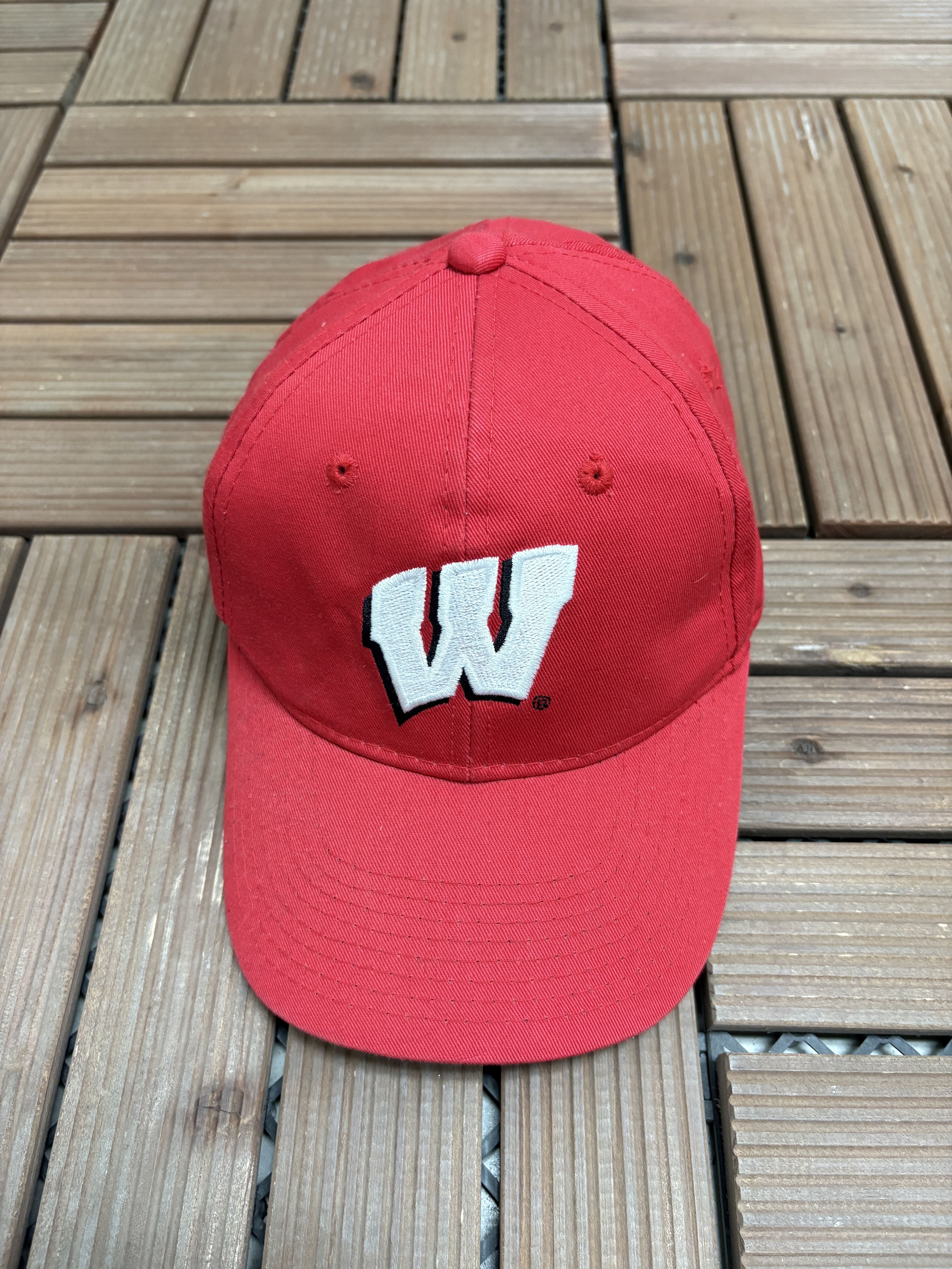 Vintage Wisconsin Badgers Embroidered Vintage Snap Back Hat Size ONE SIZE - 2 Thumbnail