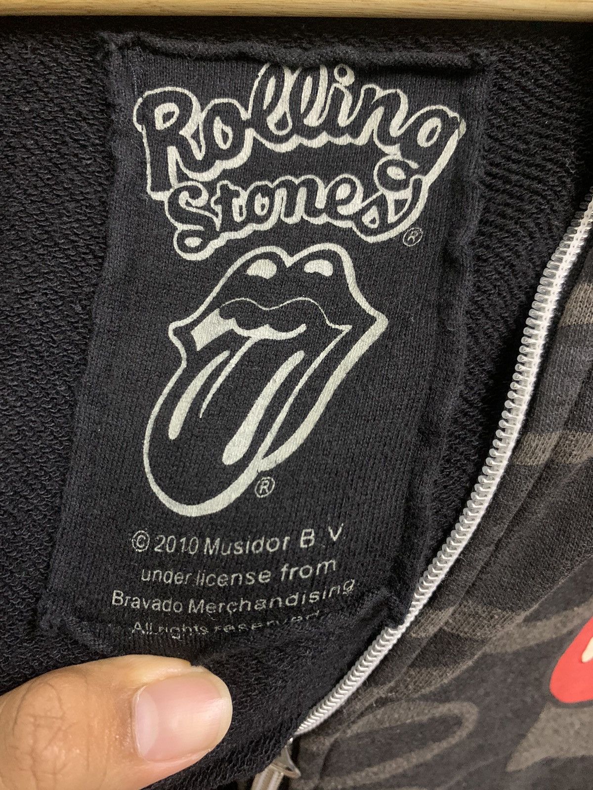 Band Tees ROLLING STONES ZIP UP HOODIE Size US L / EU 52-54 / 3 - 4 Thumbnail