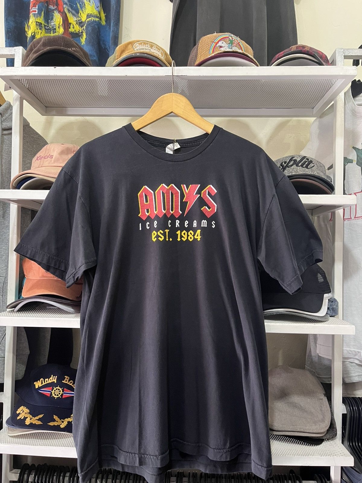 Band Tees Amy's Ice Cream Tour shirt est 1984 Texas T Shirt Black Men Size US XL / EU 56 / 4 - 1 Thumbnail