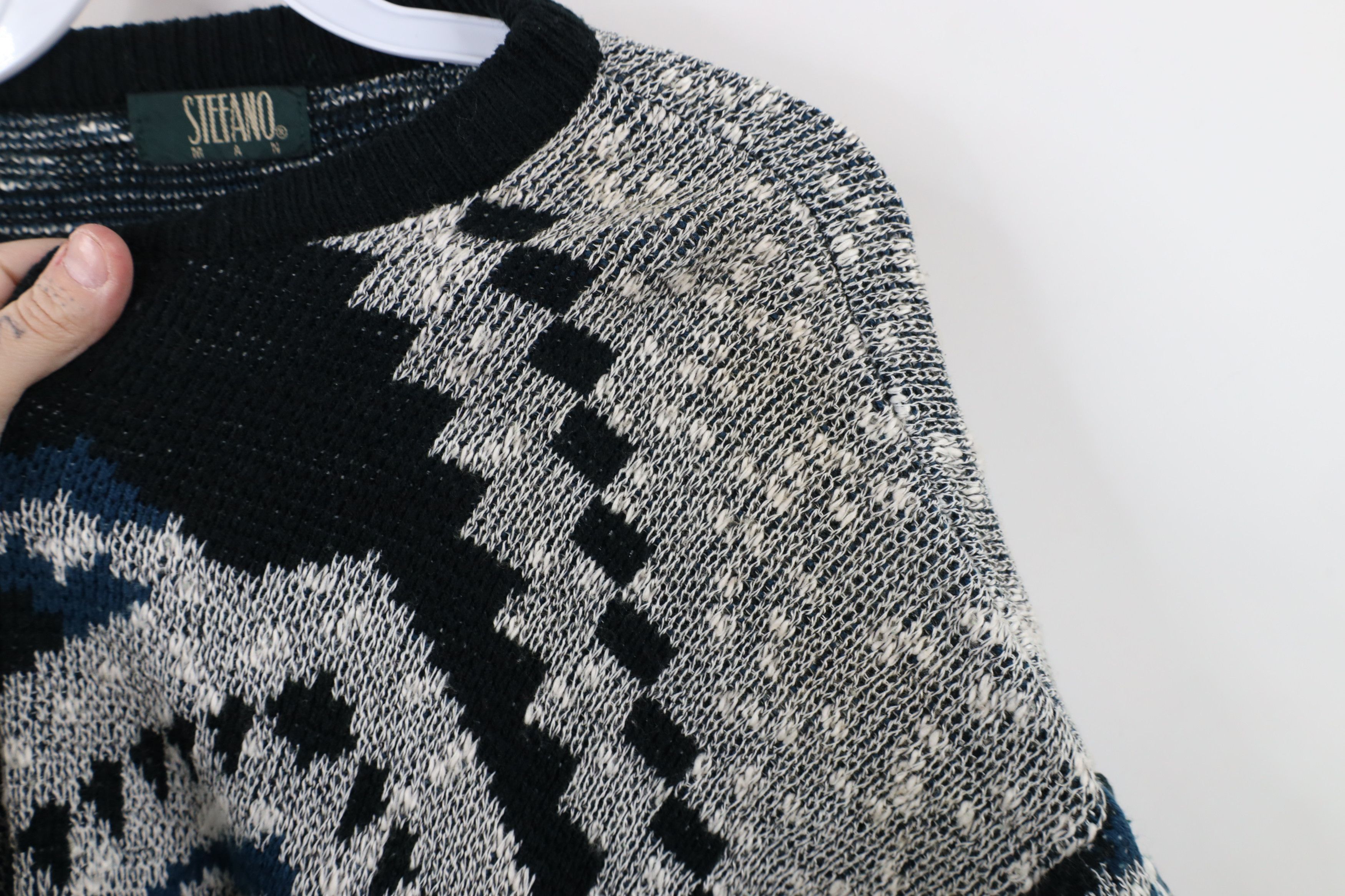 Vintage Vintage 90s Coogi Style Fiesta Geometric Knit Dad Sweater Size US XL / EU 56 / 4 - 7 Thumbnail