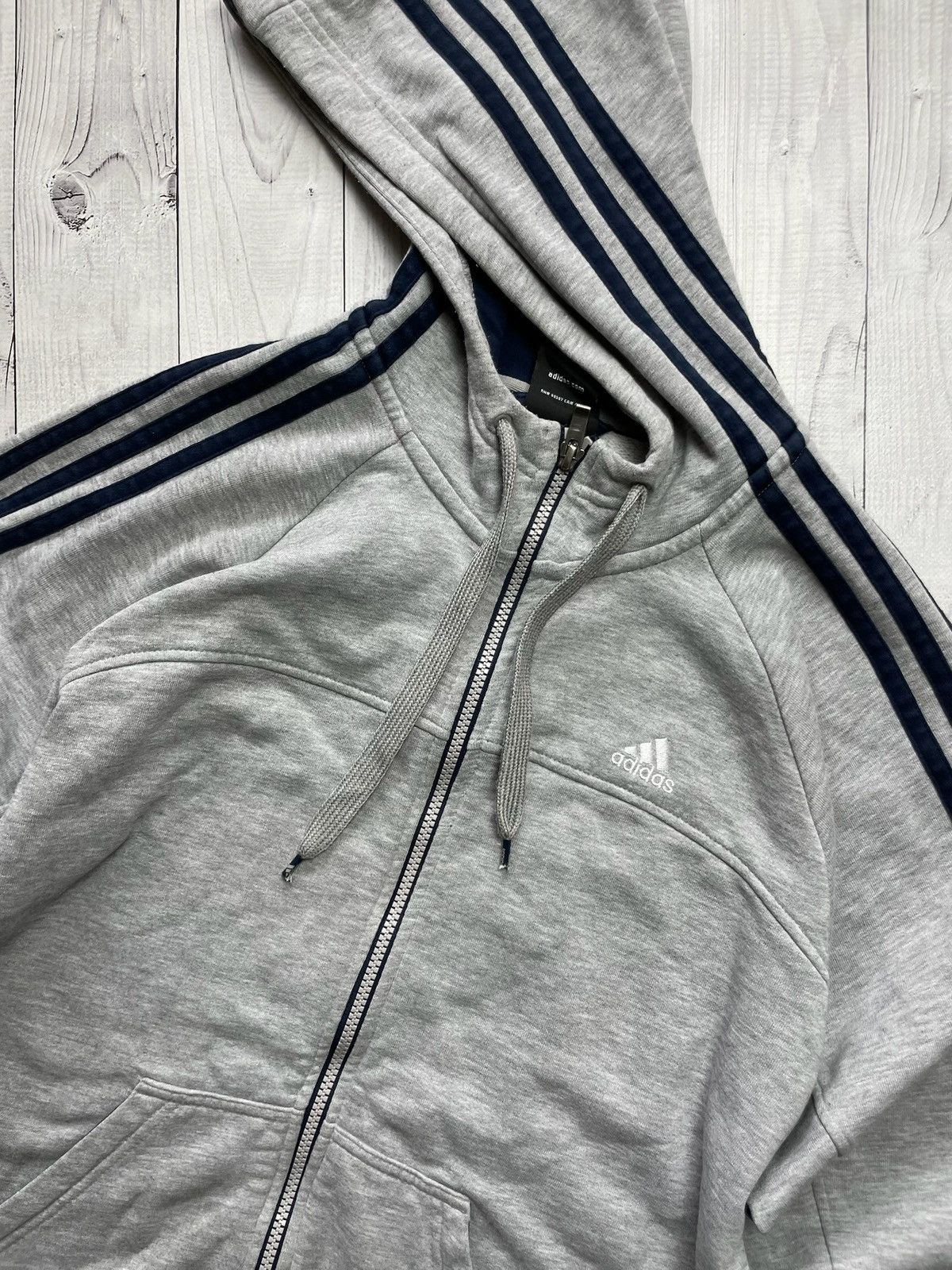 Adidas × Vintage Vintage Adidas performance essential Zip Hoodie size M Size US M / EU 48-50 / 2 - 2 Thumbnail