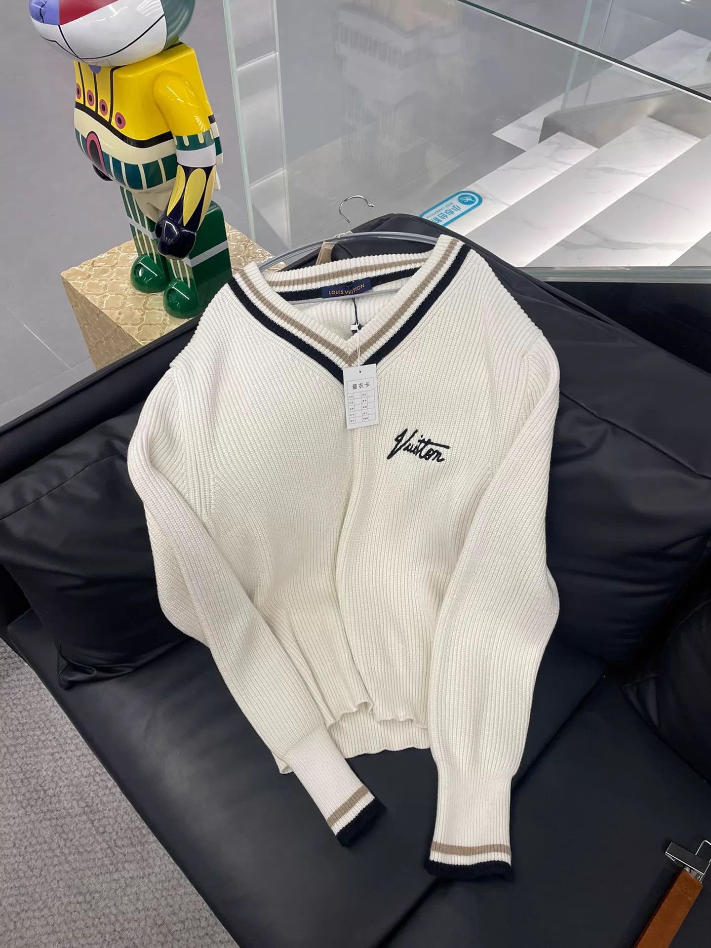Louis Vuitton LV Preppy Knit Sweater S Excellent Condition Size US S / EU 44-46 / 1 - 1 Thumbnail