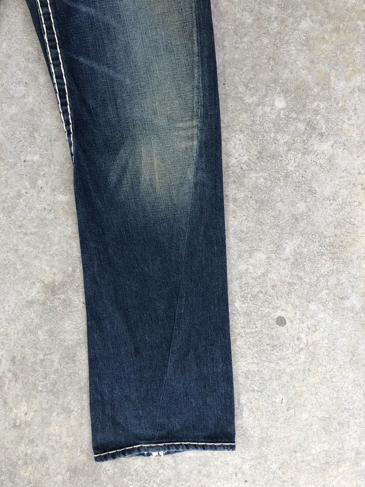 True Religion Vintage True Religion Mini Flared White Stitch Distressed Size US 31 - 8 Thumbnail