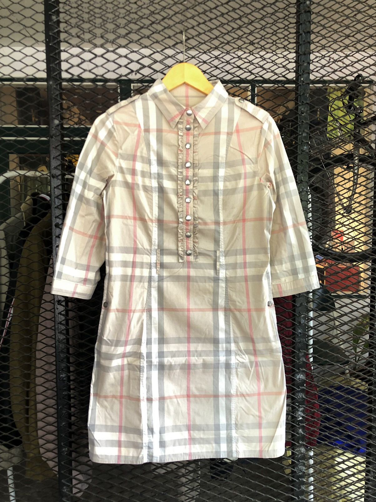 Burberry BURBERRY BRIT NOVA DRESS Size M / US 6-8 / IT 42-44 - 1 Thumbnail
