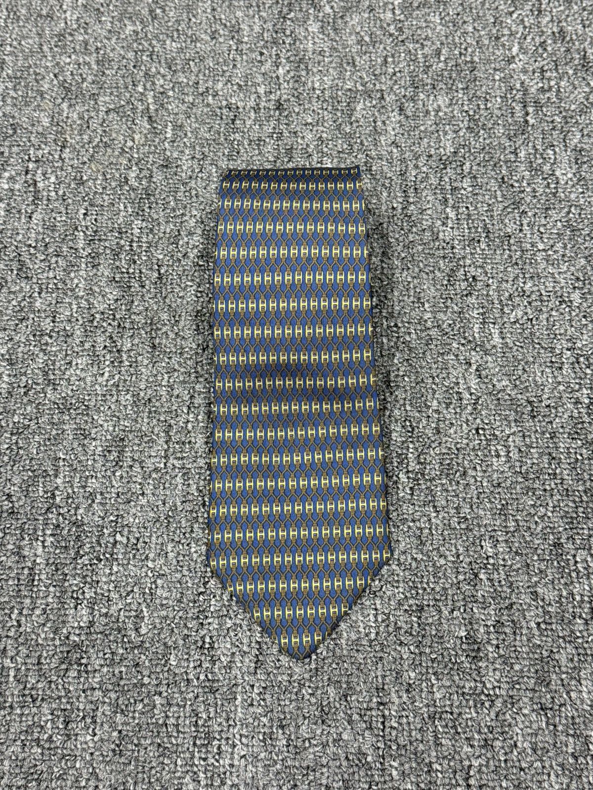 Hermes Hermes H Logo Overprint Silk Necktie (7199 UA) Size ONE SIZE - 1 Thumbnail