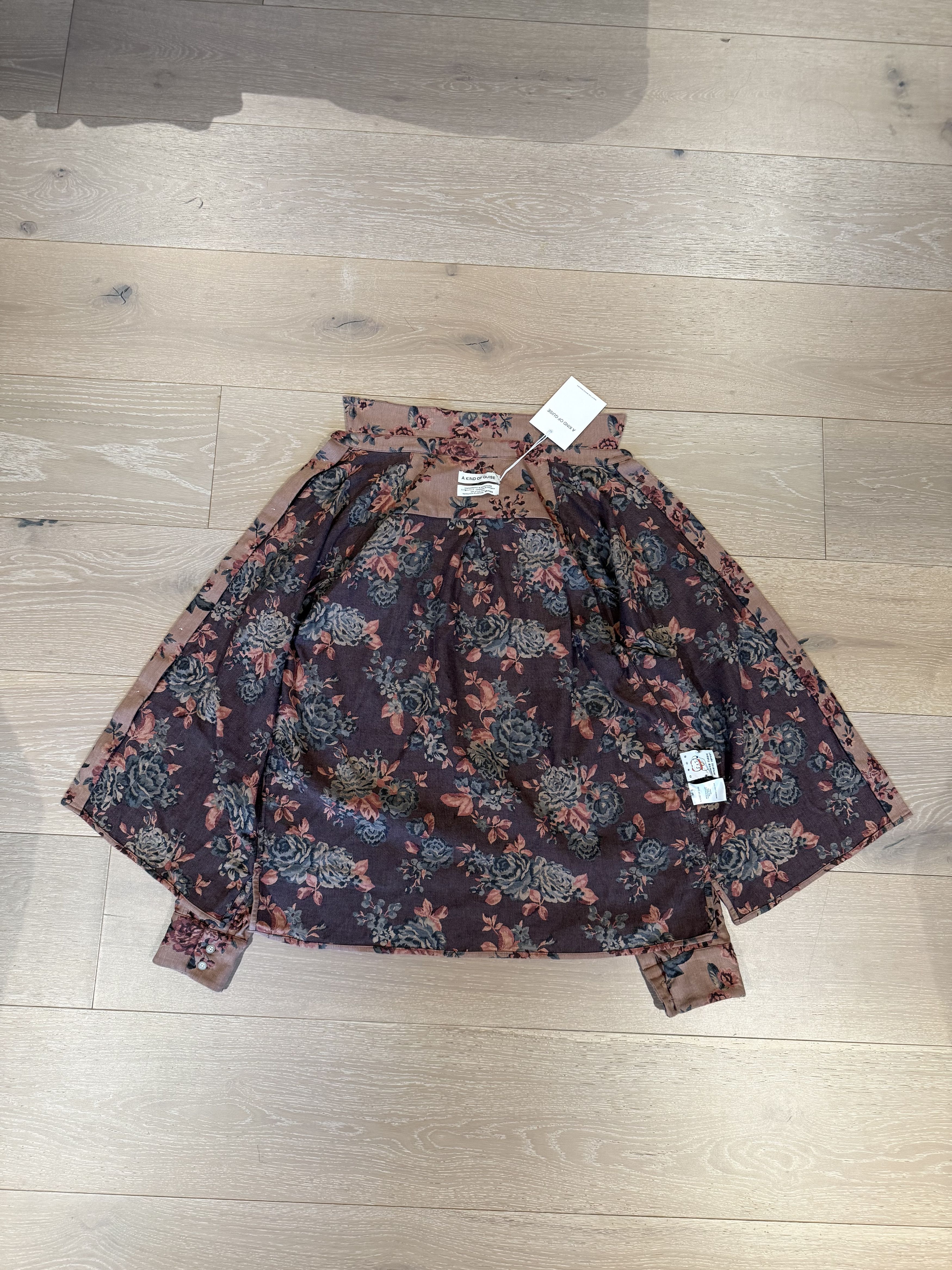 A Kind Of Guise 💚 AW23 A Kind Of Guise Exclusive Gusto Shirt Garden of Rose Size US M / EU 48-50 / 2 - 14 Thumbnail