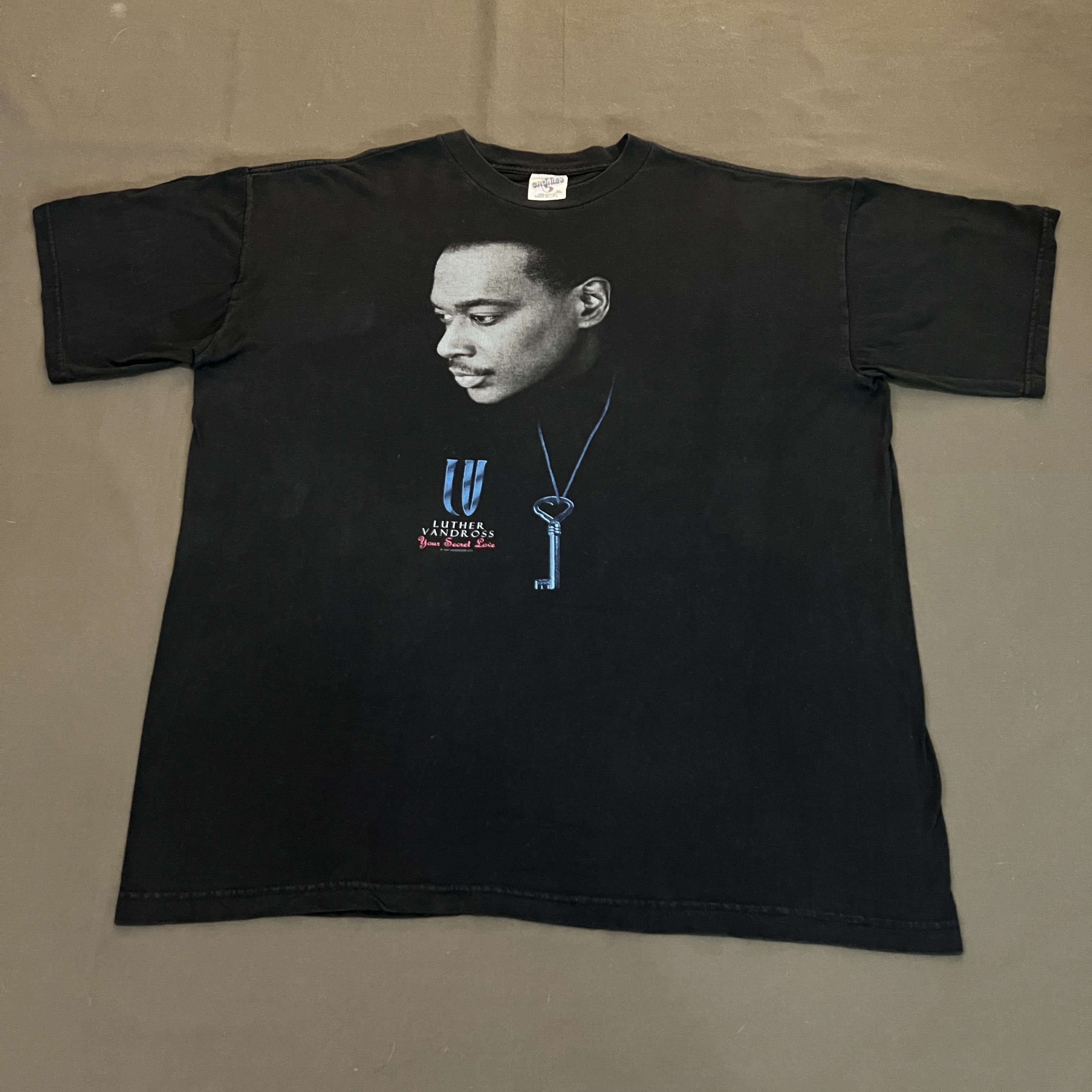 Band Tees × Rap Tees × Vintage Vintage 90s Luther Vandross your secret love Tee R&B XL Size US XL / EU 56 / 4 - 3 Thumbnail