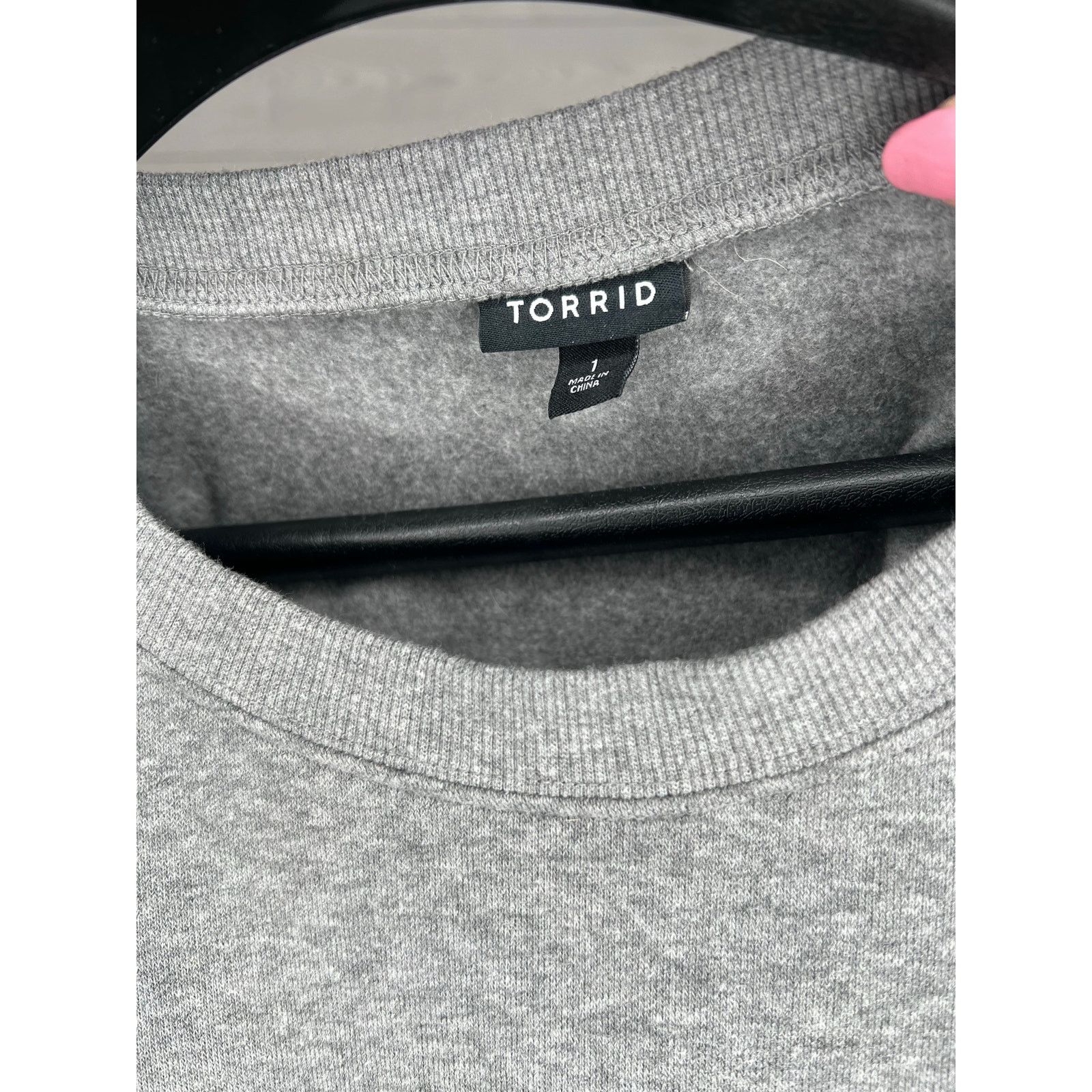 Torrid Torrid Colorblock Sweatshirt Grey & Black Size 1(1X) Size XL / US 12-14 / IT 48-50 - 4 Thumbnail