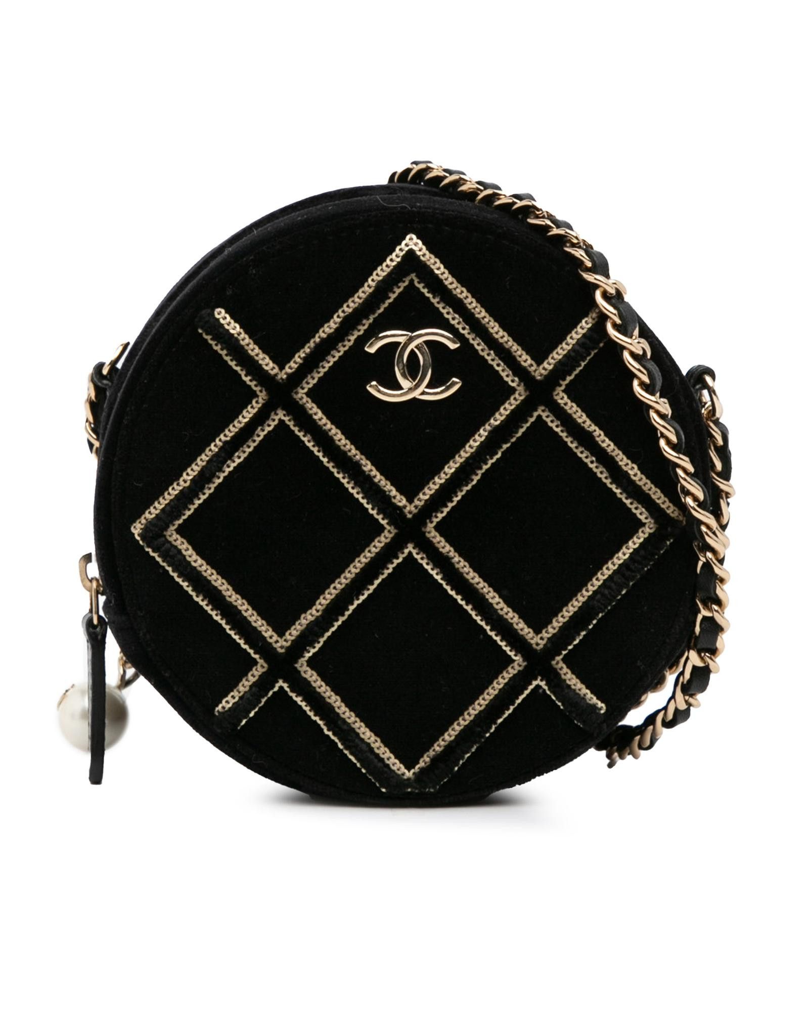 image of Chanel Sequin Velvet Crossbody With Pearl Chain Strap in Black, Women's