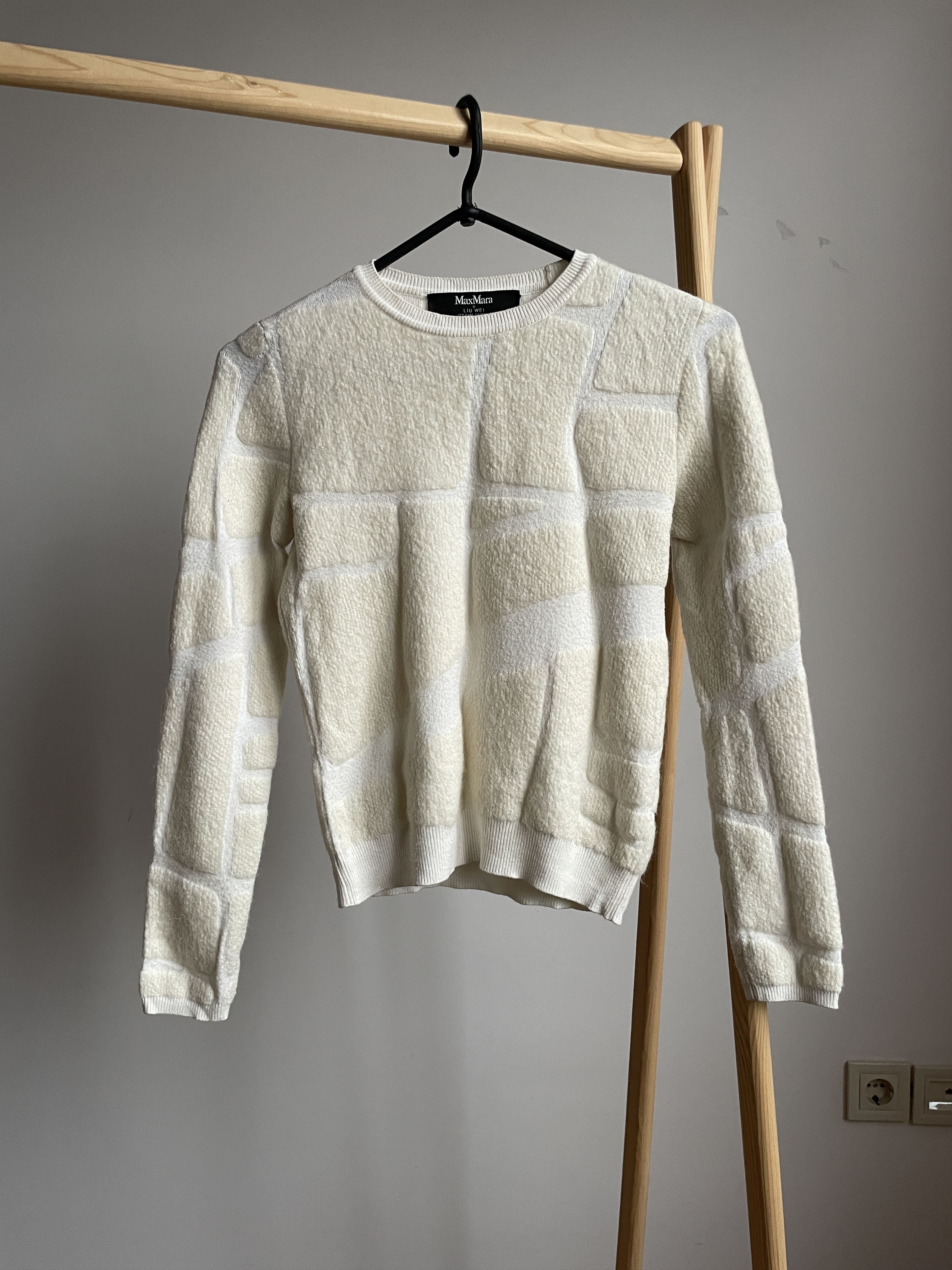 Max Mara Max Mara x Liu Wei Capsule Collection Monopolis Wool Sweater Size XS / US 0-2 / IT 36-38 - 1 Thumbnail