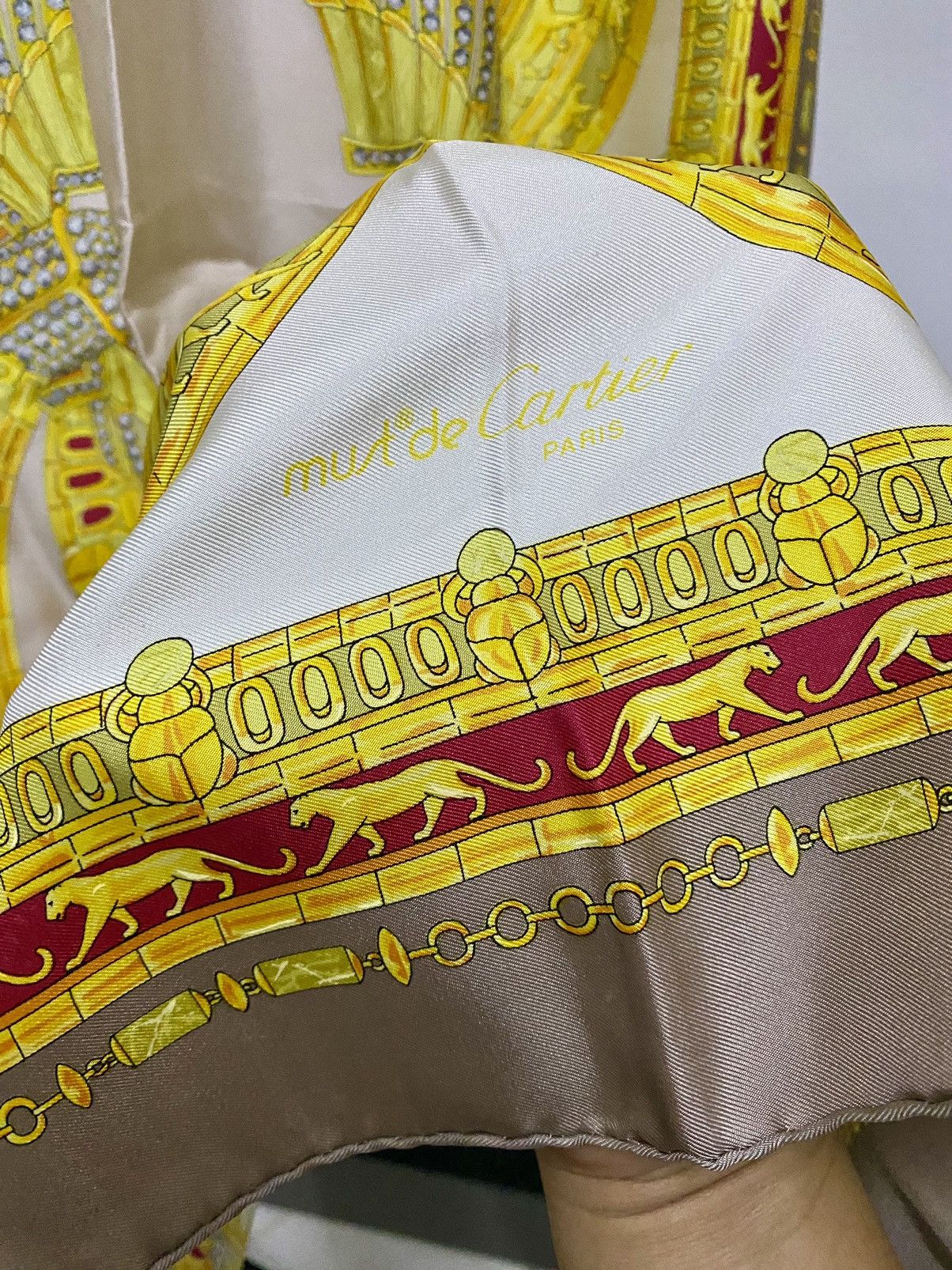 Cartier Cartier 100% Silk scarves made in france Size ONE SIZE - 9 Thumbnail