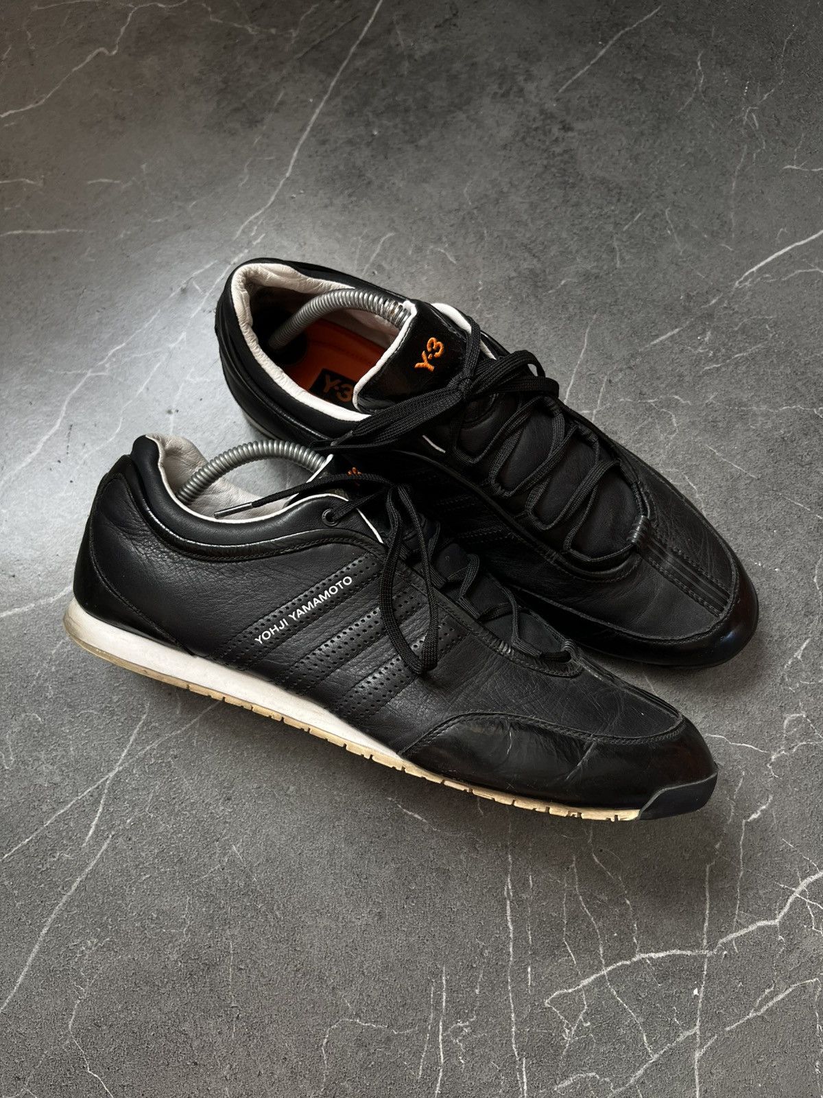 Yohji Yamamoto Y-3 Yohji Yamamoto leather low trainers Size US 10.5 / EU 43-44 - 1 Thumbnail