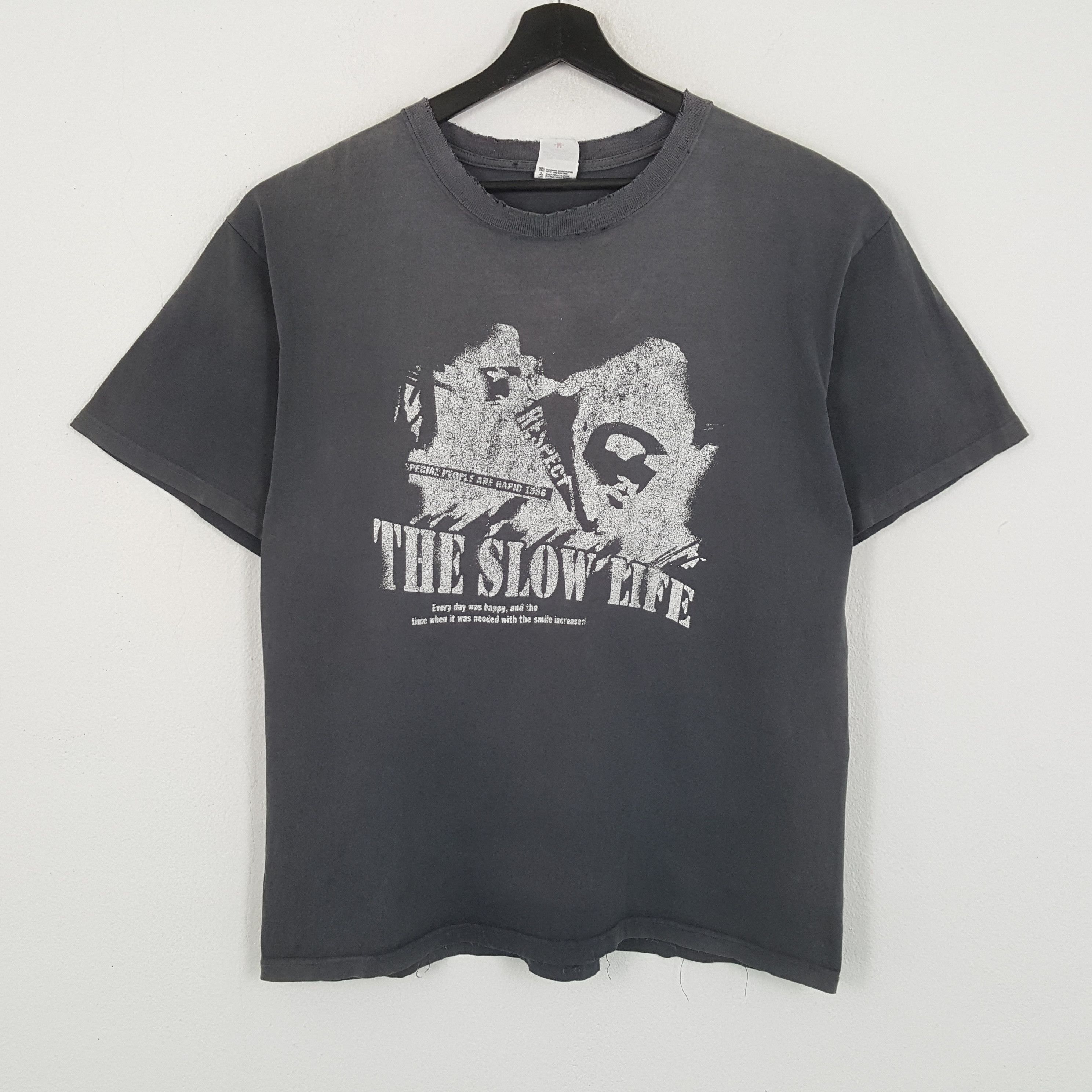 Vintage THE SLOW LIFE Distressed Vintage Tshirt Size US L / EU 52-54 / 3 - 1 Thumbnail