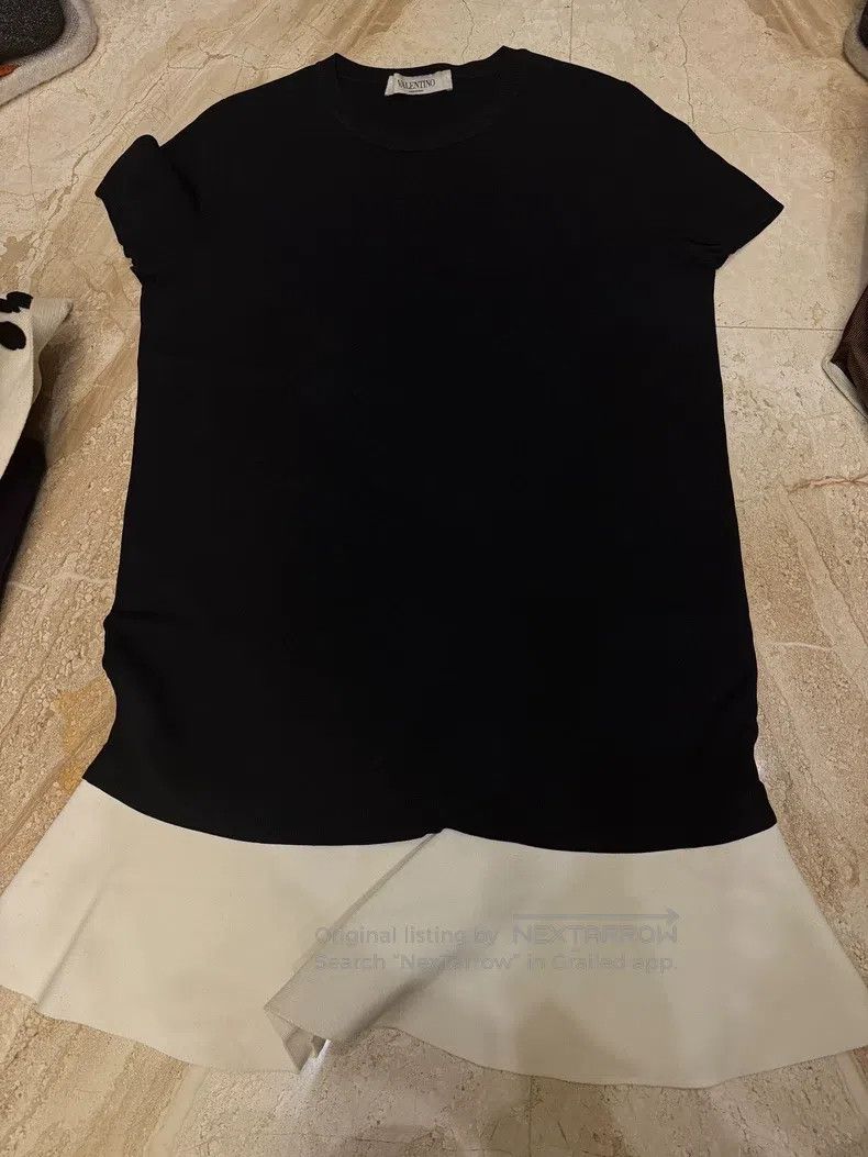 Valentino Valentino Black skirt Size L / US 10 / IT 46 - 1 Thumbnail