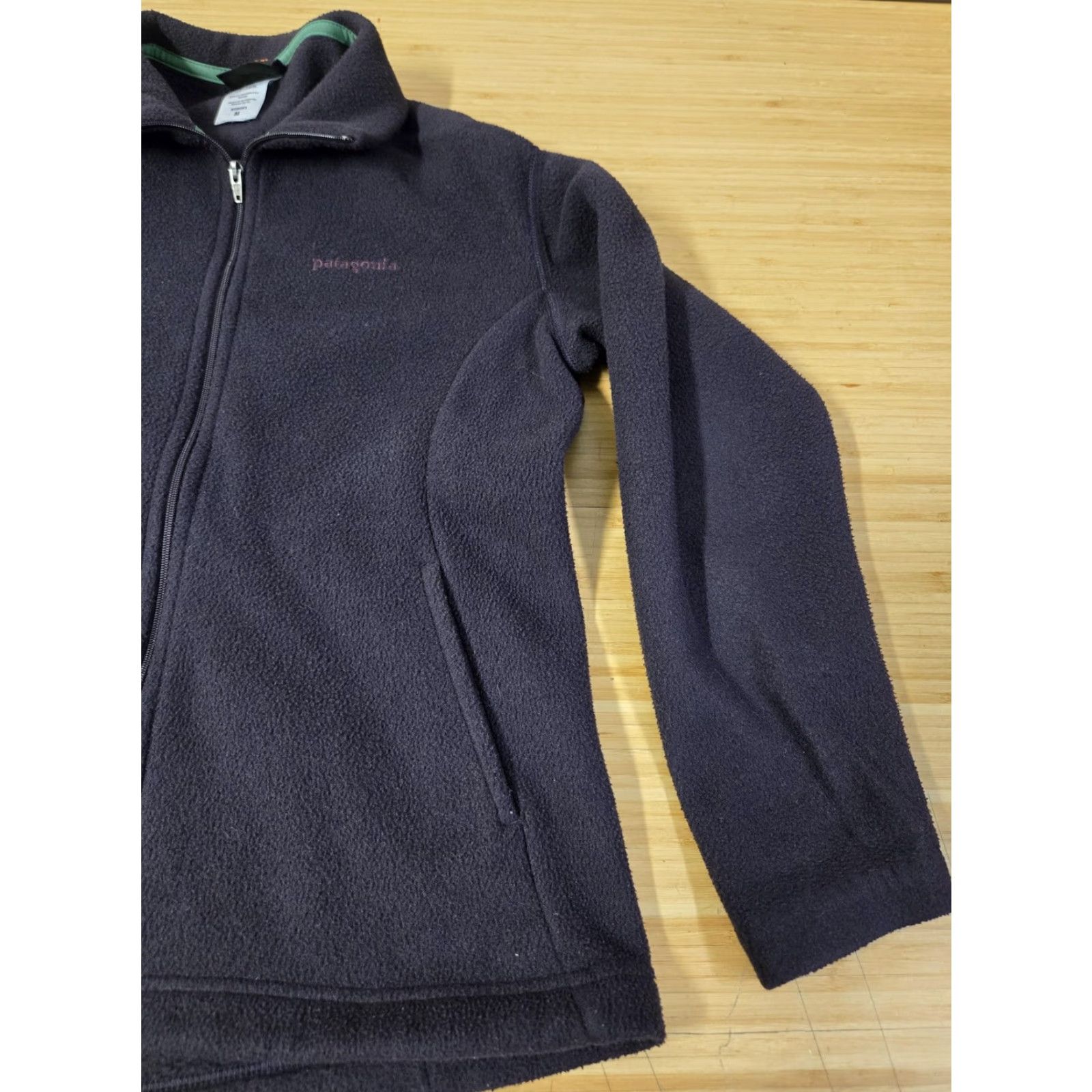 Patagonia Patagonia Jacket Womens Medium Navy Synchilla Full Zip Fleece Outdoor Hiking Size M / US 6-8 / IT 42-44 - 2 Thumbnail