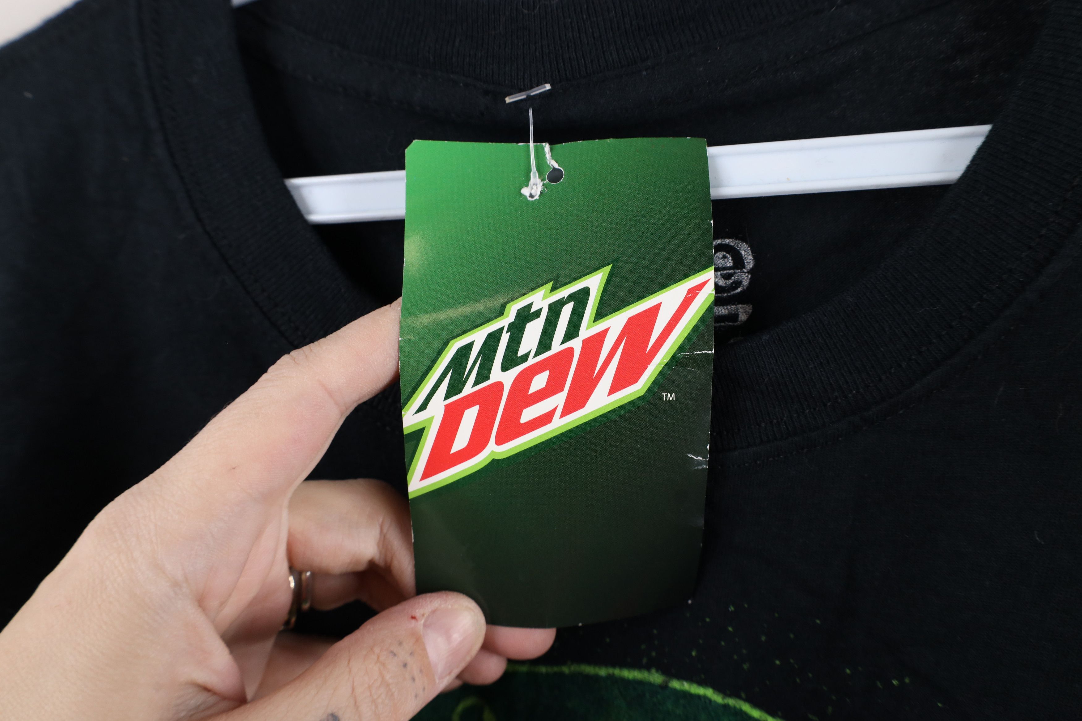 Vintage Deadstock Vintage Y2K Mountain Dew Do The Dew Skull T-Shirt Size US XXL / EU 58 / 5 - 5 Thumbnail