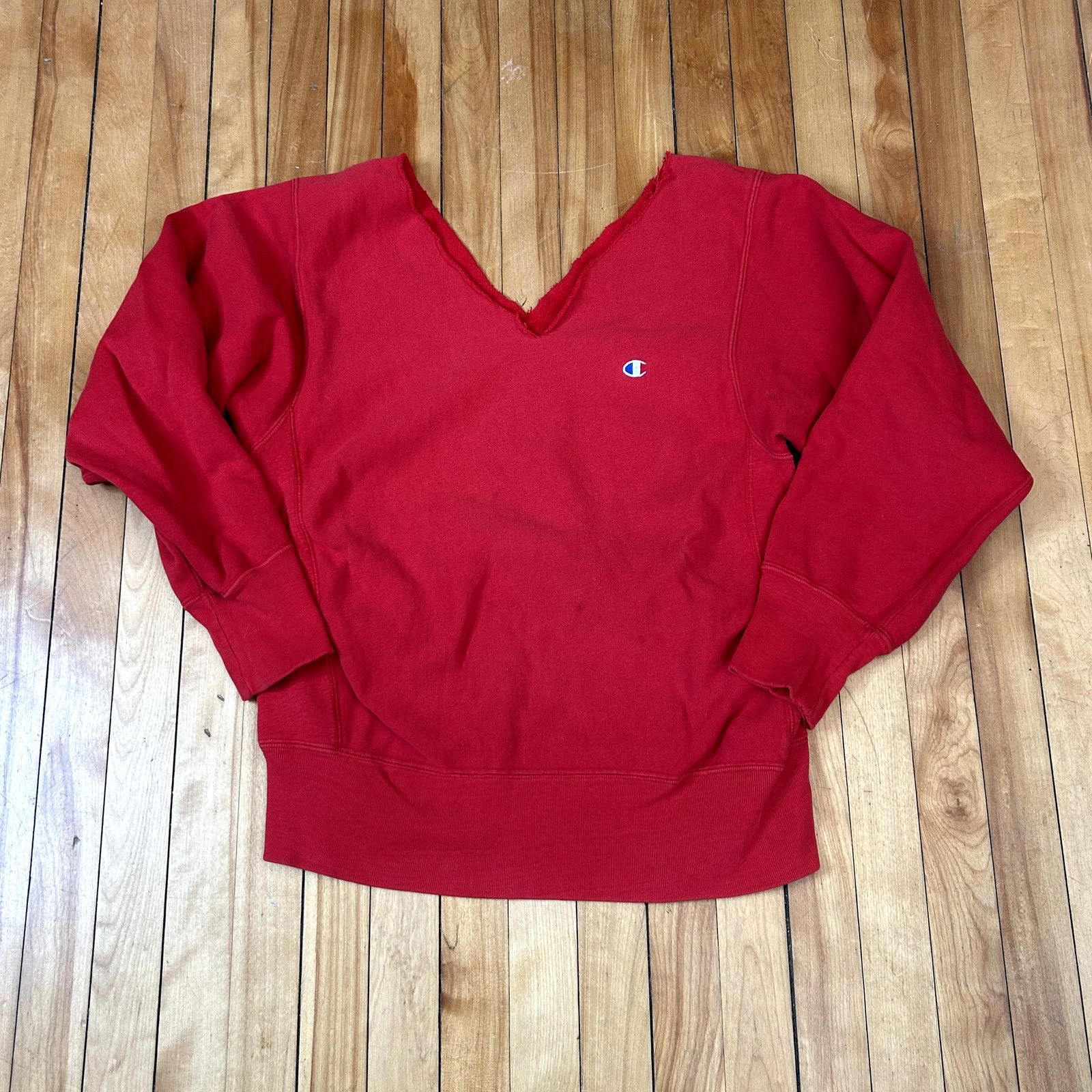 Champion Vintage 90s Champion Reverse Weave Red Hoodie Chopped Size US L / EU 52-54 / 3 - 1 Thumbnail