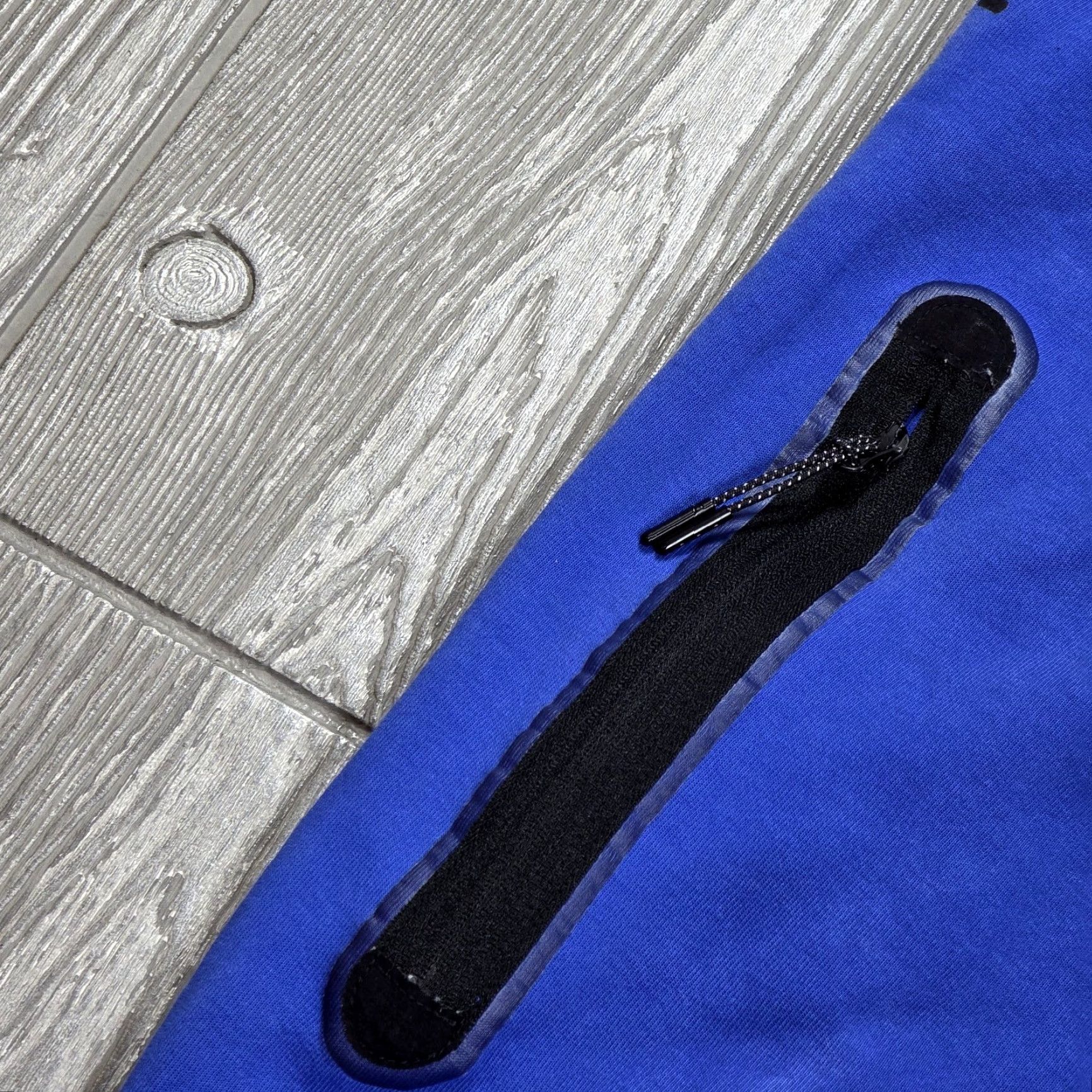 Nike Nike Sportswear Tech Fleece Jogger Women L Royal Blue Zip Pocket Sweatpant - Tapered Pocketed Fleece Pants Nike Tech Fleece Jogger L Blue womens Size 36" / US 14 / IT 50 - 6 Thumbnail