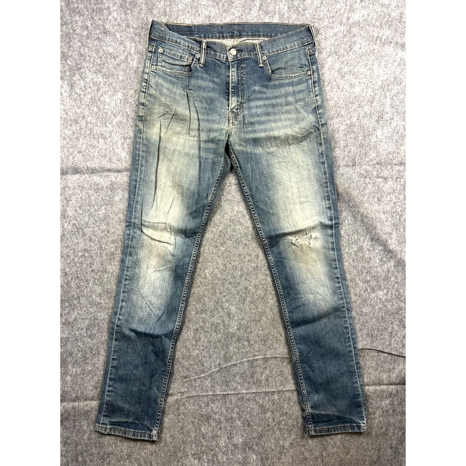 Levi's Levi’s 511 Jeans Slim Fit Tapered Leg Medium Wash Denim 33x32 Mens Regular Size Slim Distressed 5-Pocket City USA Logo Vintage Size US 33 - 2 Thumbnail