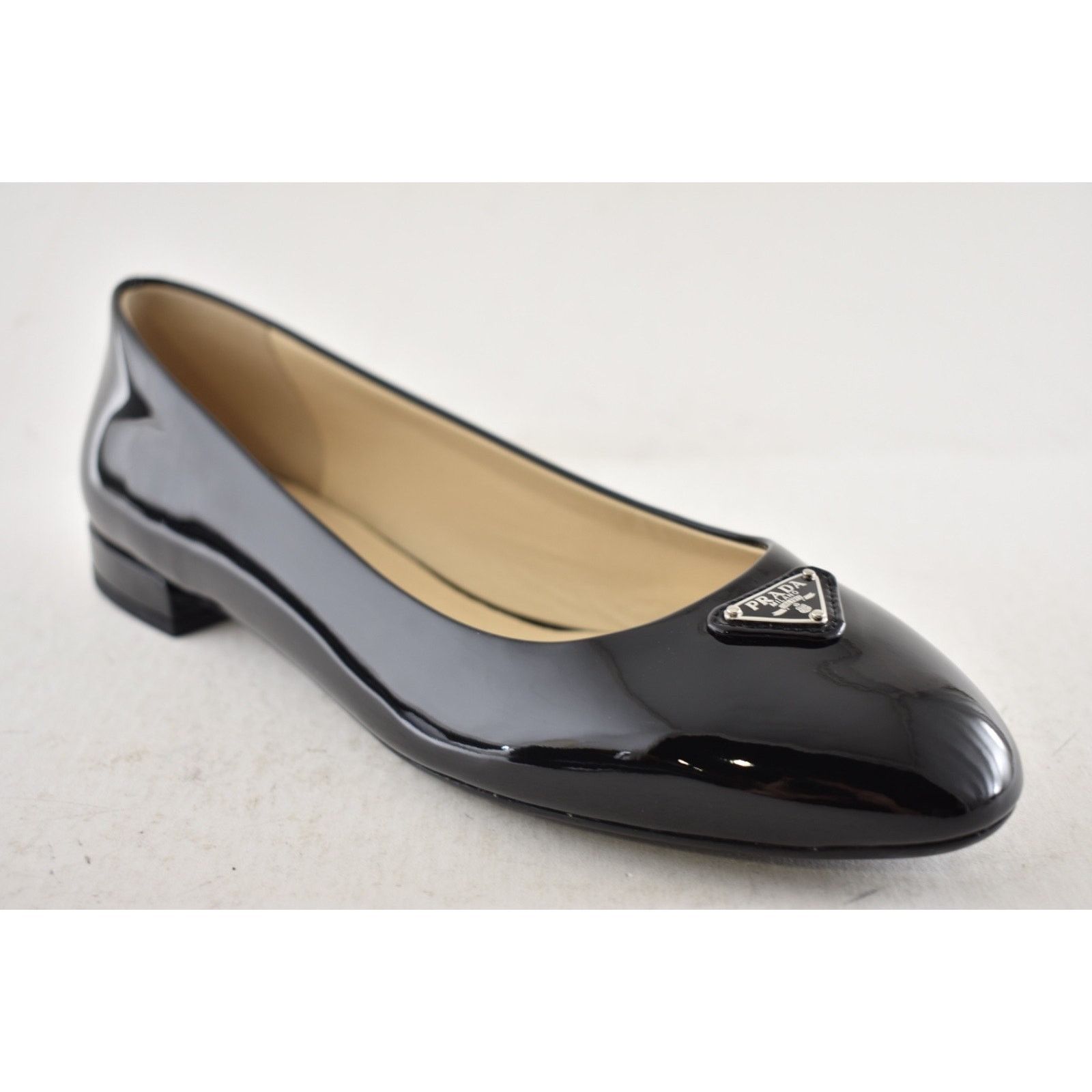 Prada Prada Black Patent Silver Triangle Logo Ballet Flat 39 Size US 9 / IT 39 - 6 Thumbnail