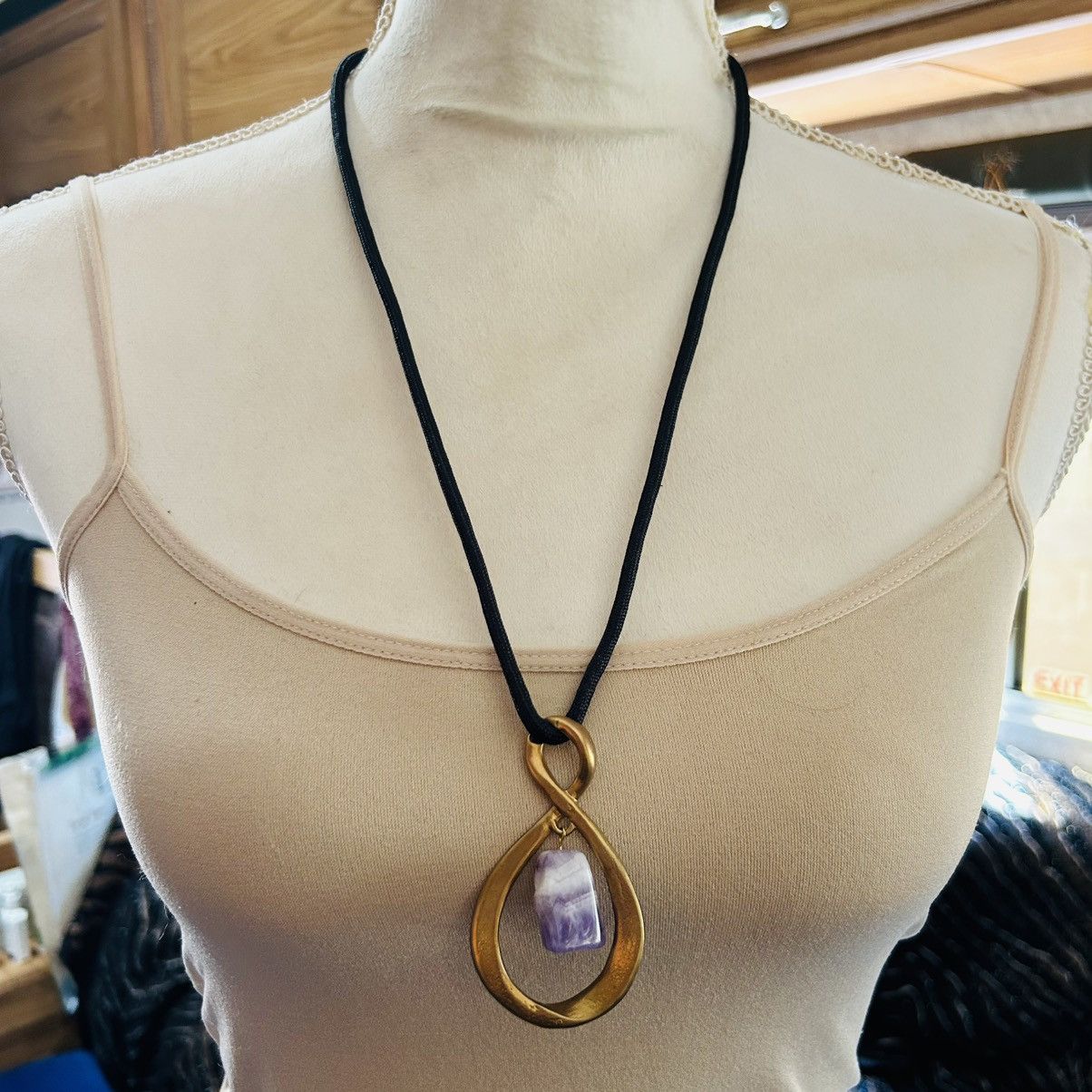 Vintage Vintage boho style amethyst stone pendant on cord necklace Size ONE SIZE - 2 Thumbnail