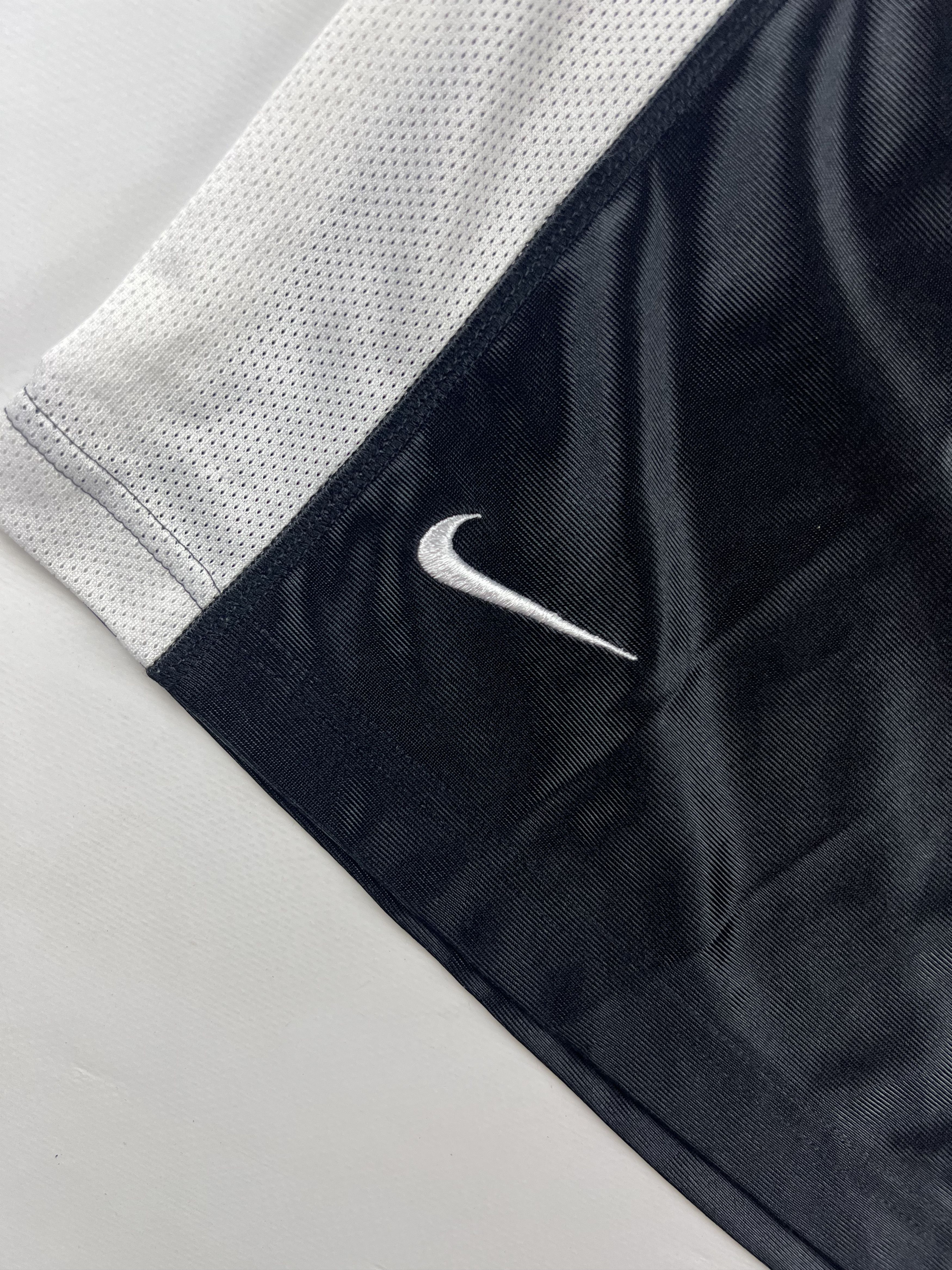 Nike × Vintage Vintage Nike Shorts Size US 36 / EU 52 - 2 Thumbnail