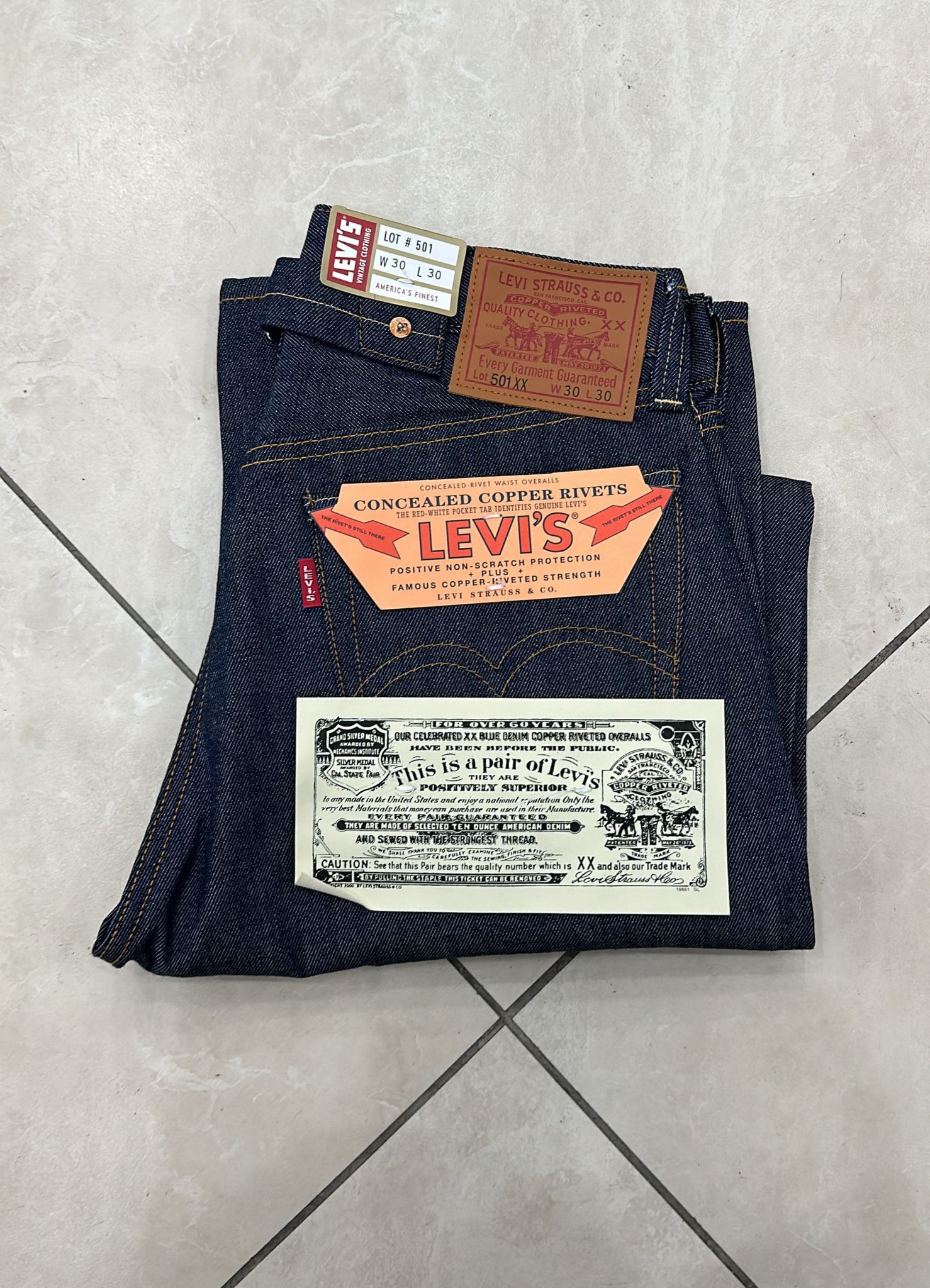 Levi's Vintage Clothing LVC Levi's Vintage Clothing 1937 501XX BigE Selvedge Jeans Size US 30 / EU 46 - 1 Thumbnail