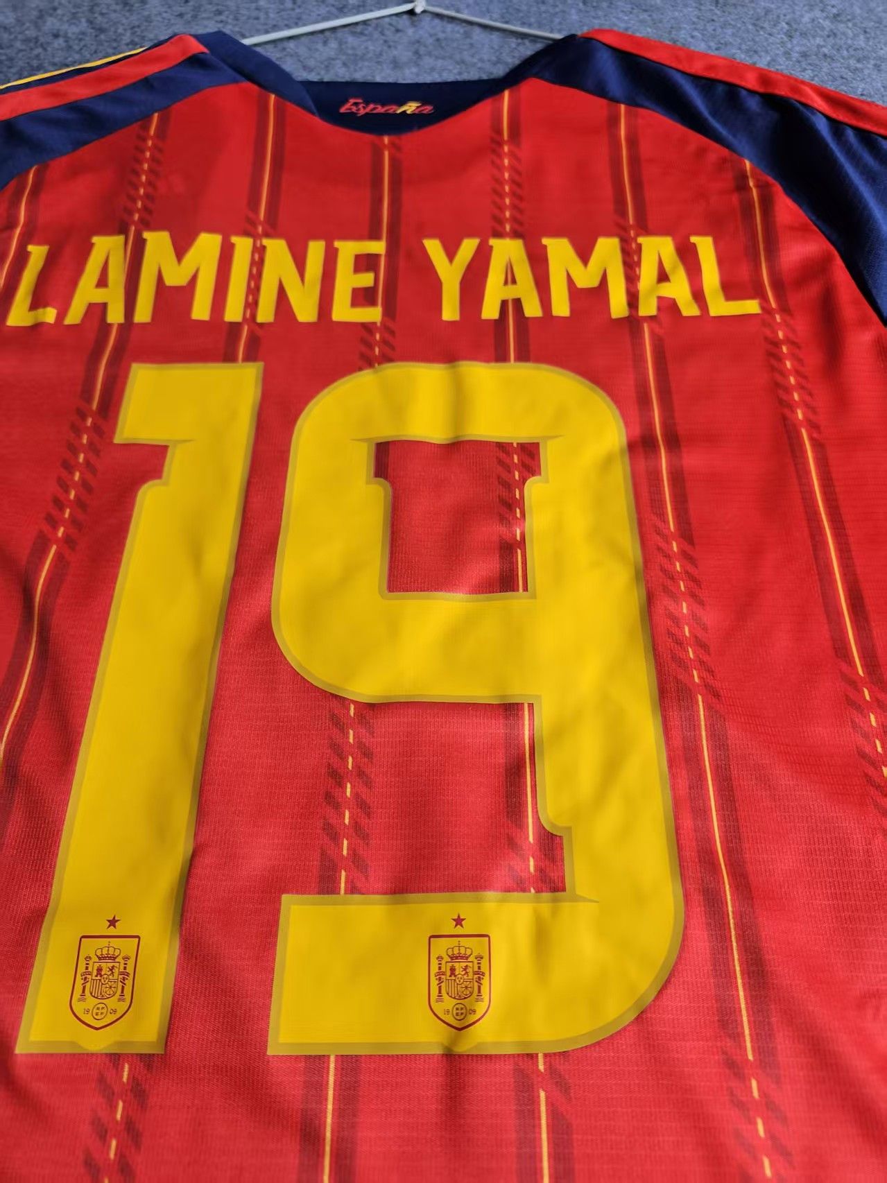 Other 2026 Spain Jersey #19 Lamine Yamal Jersey Size US M / EU 48-50 / 2 - 5 Thumbnail