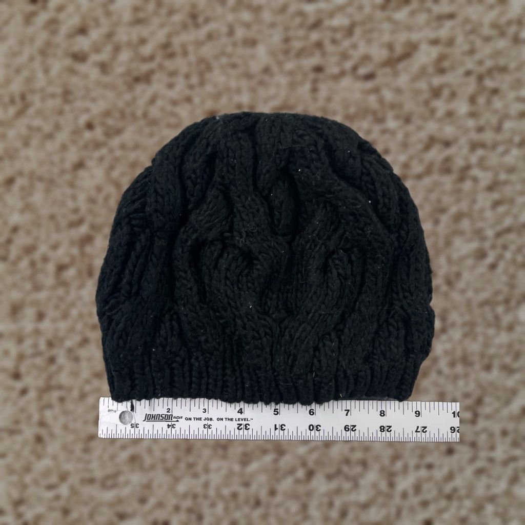 Forever 21 FOREVER 21 Beanie Toque Womens One Size Black Cable Knit 100% Acrylic Snow Ski - Hat - Beanie - Women - One Size - Black - Ski Theme Size ONE SIZE - 1 Thumbnail