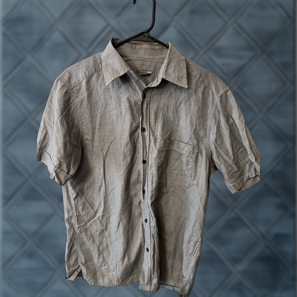 H&M H&M Men's Button-Up Shirt Short Sleeve Regular Fit Size M Gray Solid Size US M / EU 48-50 / 2 - 1 Thumbnail
