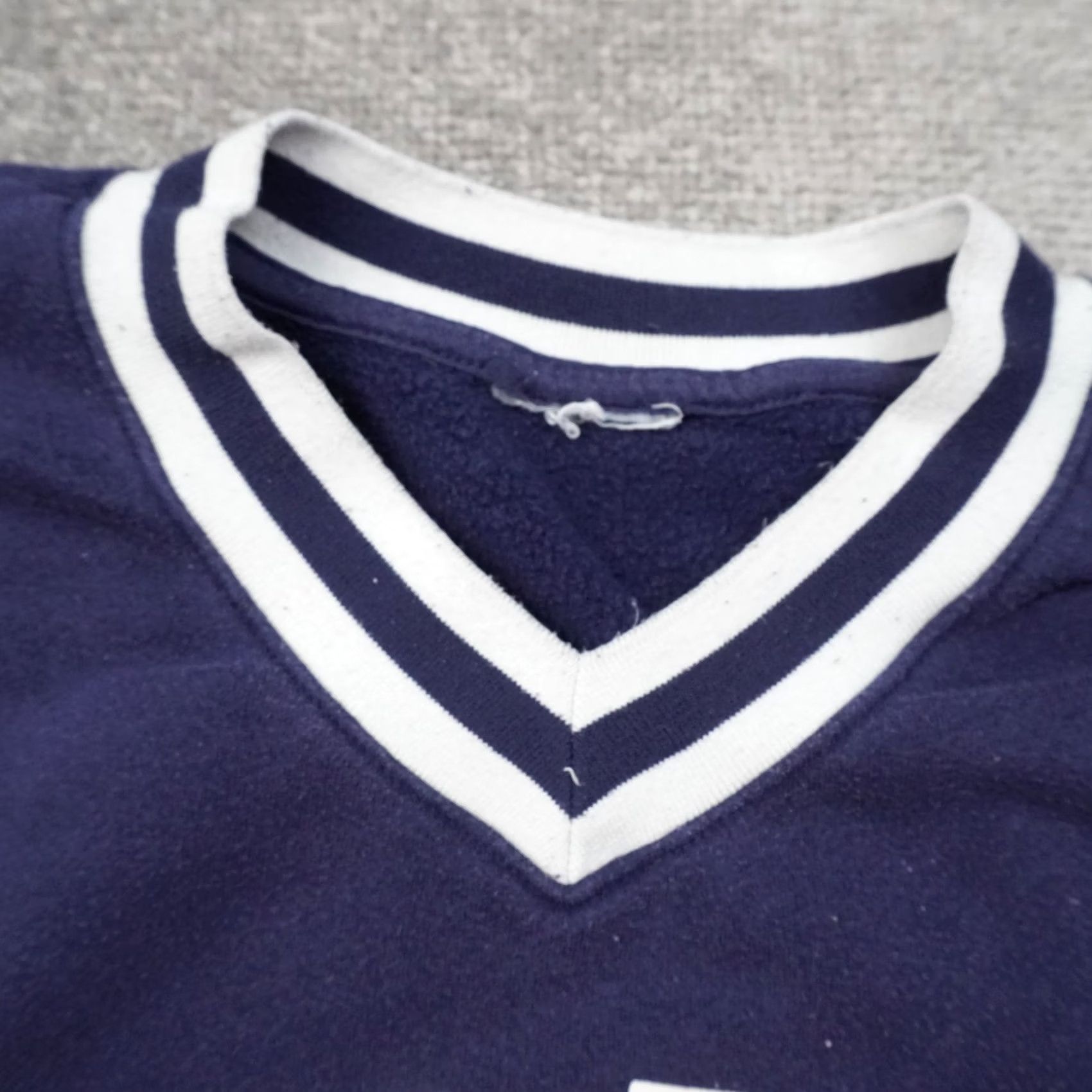 Vintage Yale Bulldogs Athletic Dept. Mens Large Blue Long Sleeve Sweatshirt Size US L / EU 52-54 / 3 - 7 Thumbnail