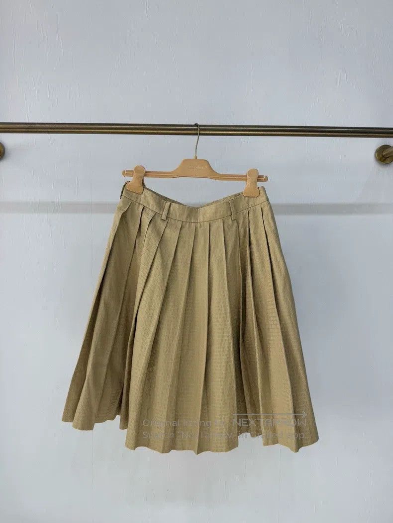 Miu Miu Miu Miu 38 Dark logo printed half-length pleated skirt skir Size 37" - 1 Thumbnail