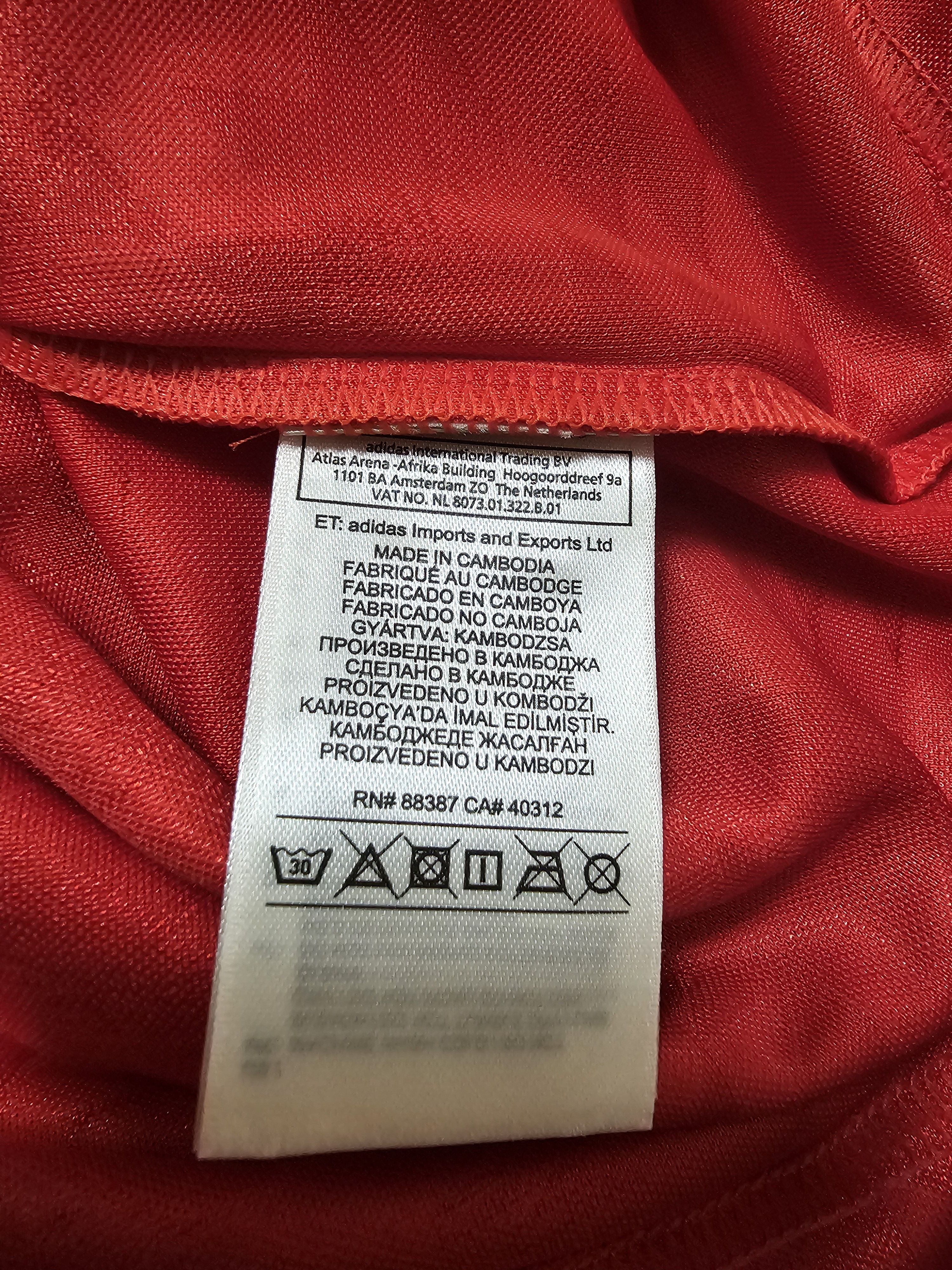 Adidas MANCHESTER UNITED 2018 DROP 1990 FOOTBALL SOCCER JERSEY Size US M / EU 48-50 / 2 - 8 Thumbnail