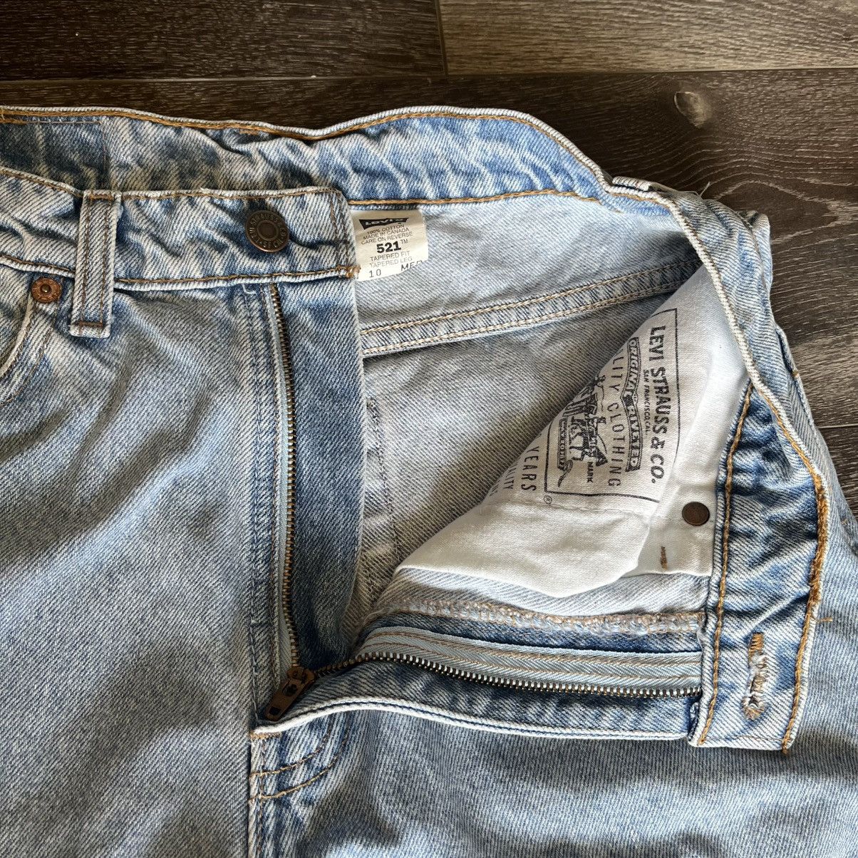 Levi's Vintage 90s Levis 521 Tapered Fit Leg Light Wash Denim Jeans Size 32" / US 10 / IT 46 - 8 Thumbnail