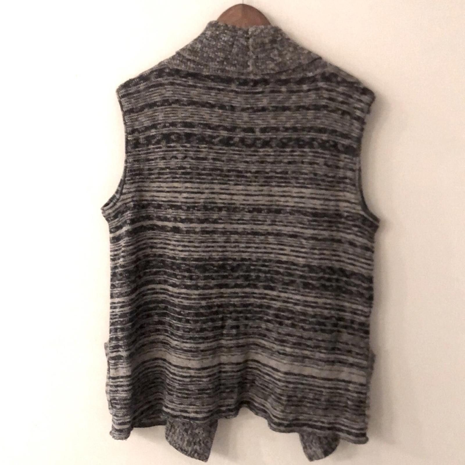 Other Willow Eclectic Grandpa Knit sweater vest Black Gray pockets Size L / US 10 / IT 46 - 2 Thumbnail